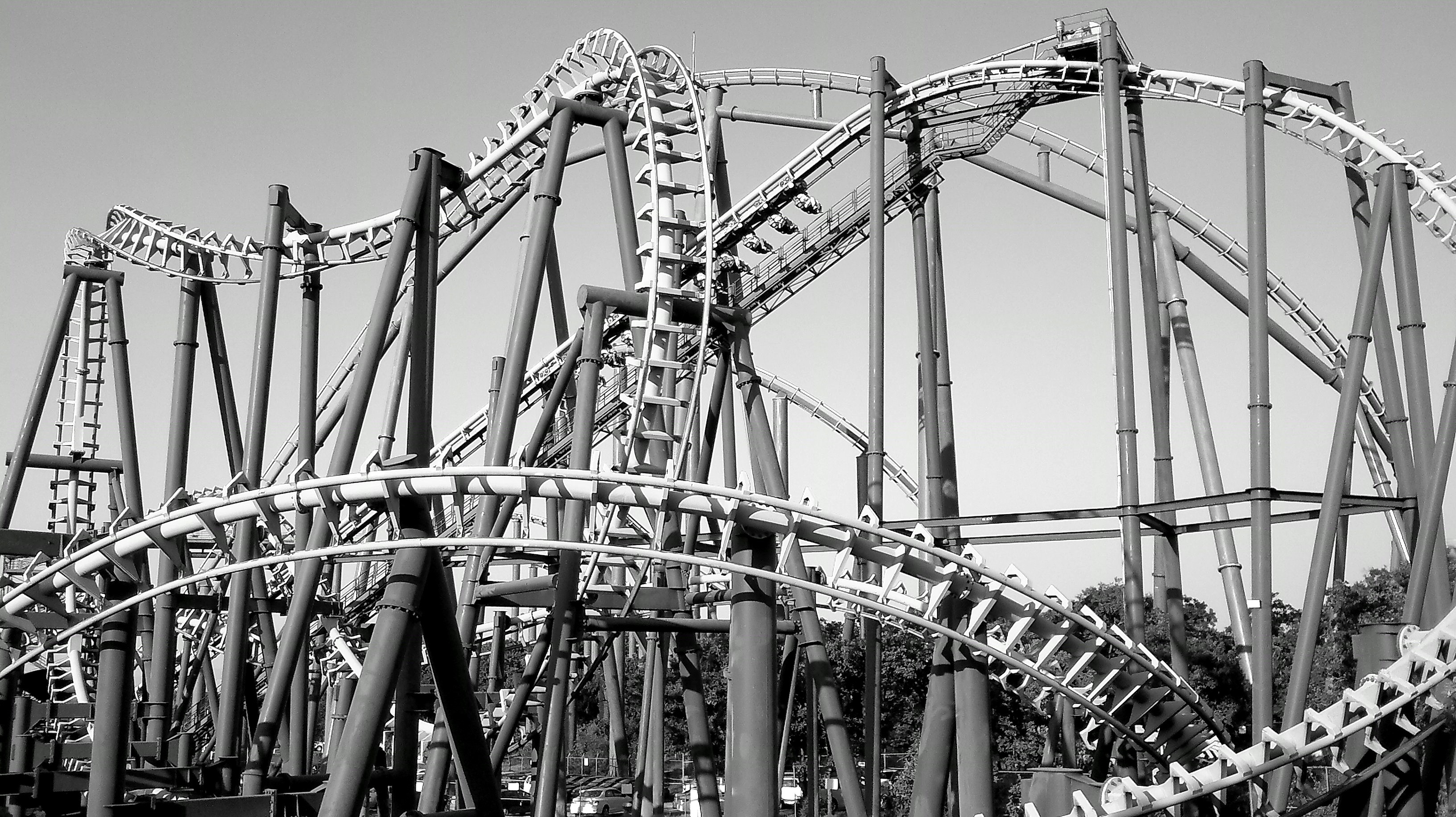 alloy, no people, nature, sky, games, fun, arts culture and entertainment, low angle view, building exterior, amusement park ride, cries, architecture, HD Wallpaper