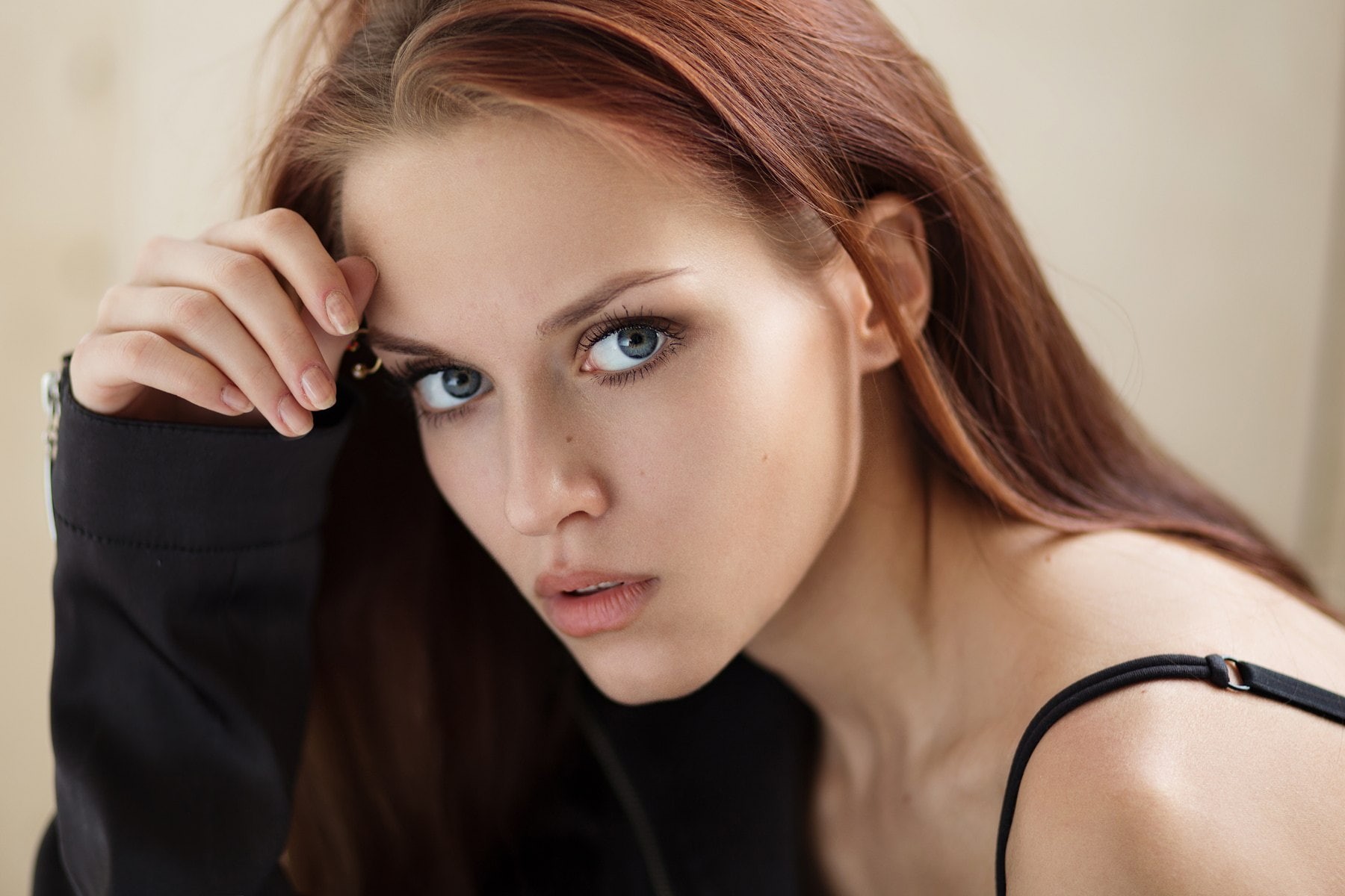 young adult, adult, pierced eyebrow, teenager, women, beautiful people, hairstyle, headshot, body part, beauty, Fenix Raya, serious, looking at camera, HD Wallpaper