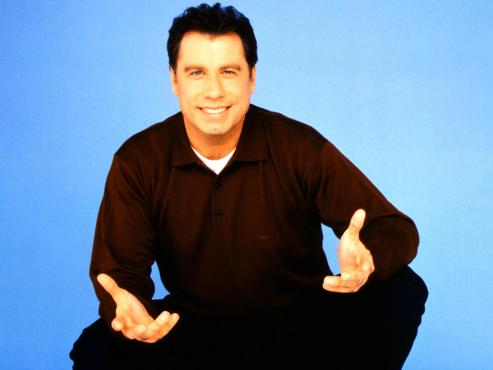 720P, john, red, black, john travolta, s, background, simple background, shirt, ring, bottoms, star, simple, man, dress, eyes, photography, mature, men, HD Wallpaper