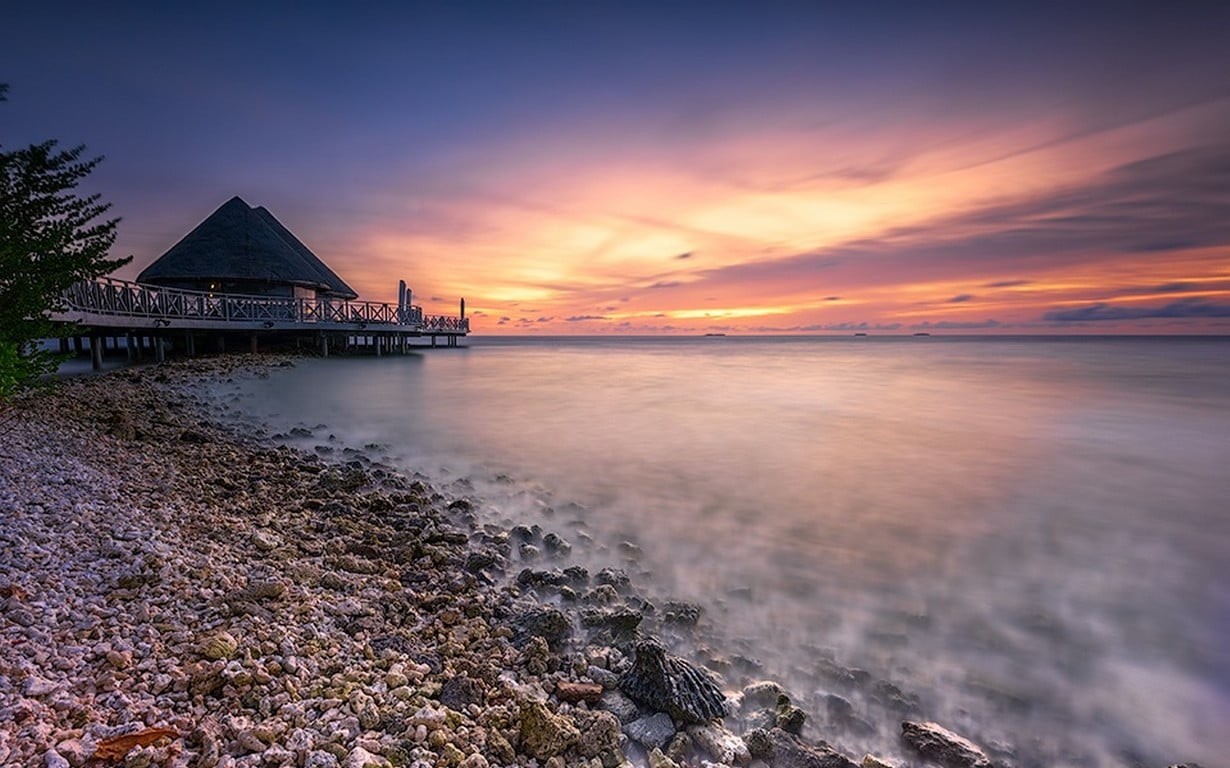sky, landscape, outdoors, Maldives, architecture, land, fragments, horizon over water, mist, sea, island, building, idyllic, scenics - nature, cloud - sky, HD Wallpaper