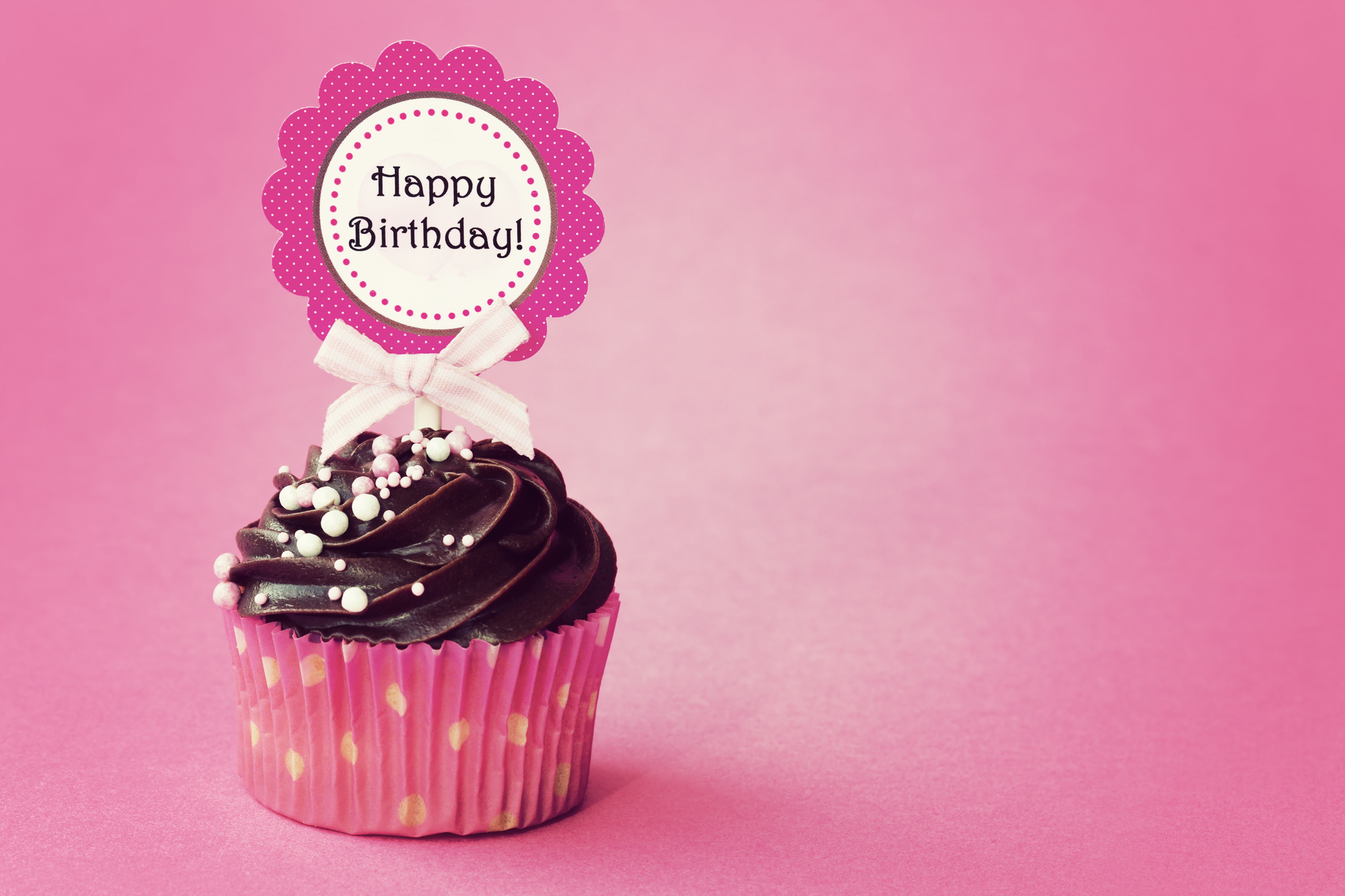 sweet, themed, ornate, cupcake, food, copy space, decoration, bakery, snack, 4K, dessert, Happy, valentines day - holiday, positive emotion, muffin, pink Color, HD Wallpaper