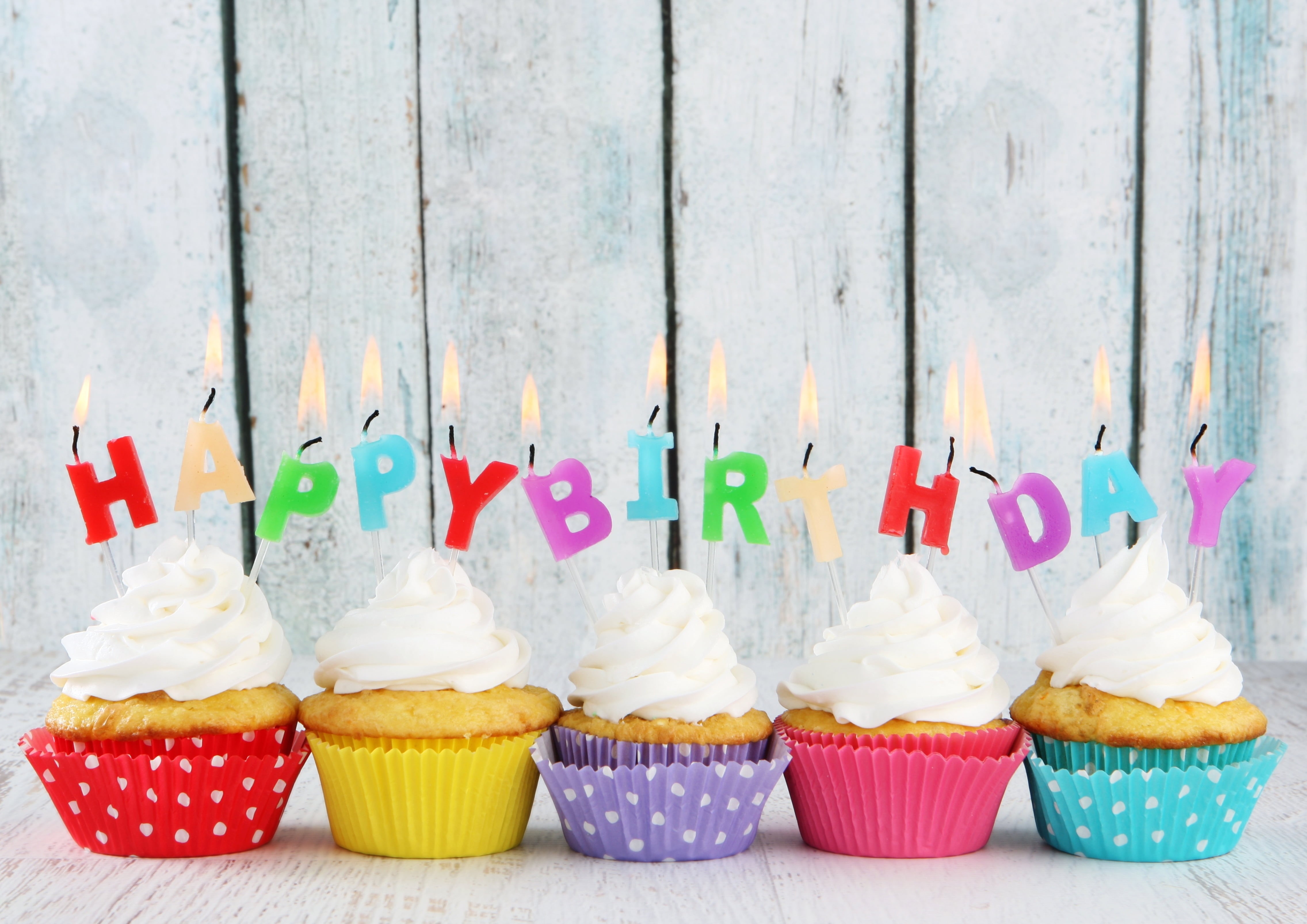 candy, cupcake, party - Social Event, sweet, colorful, wood - material, in a row, backgrounds, bakery, cream, birthday, cupcakes, still life, candles, cake, HD Wallpaper