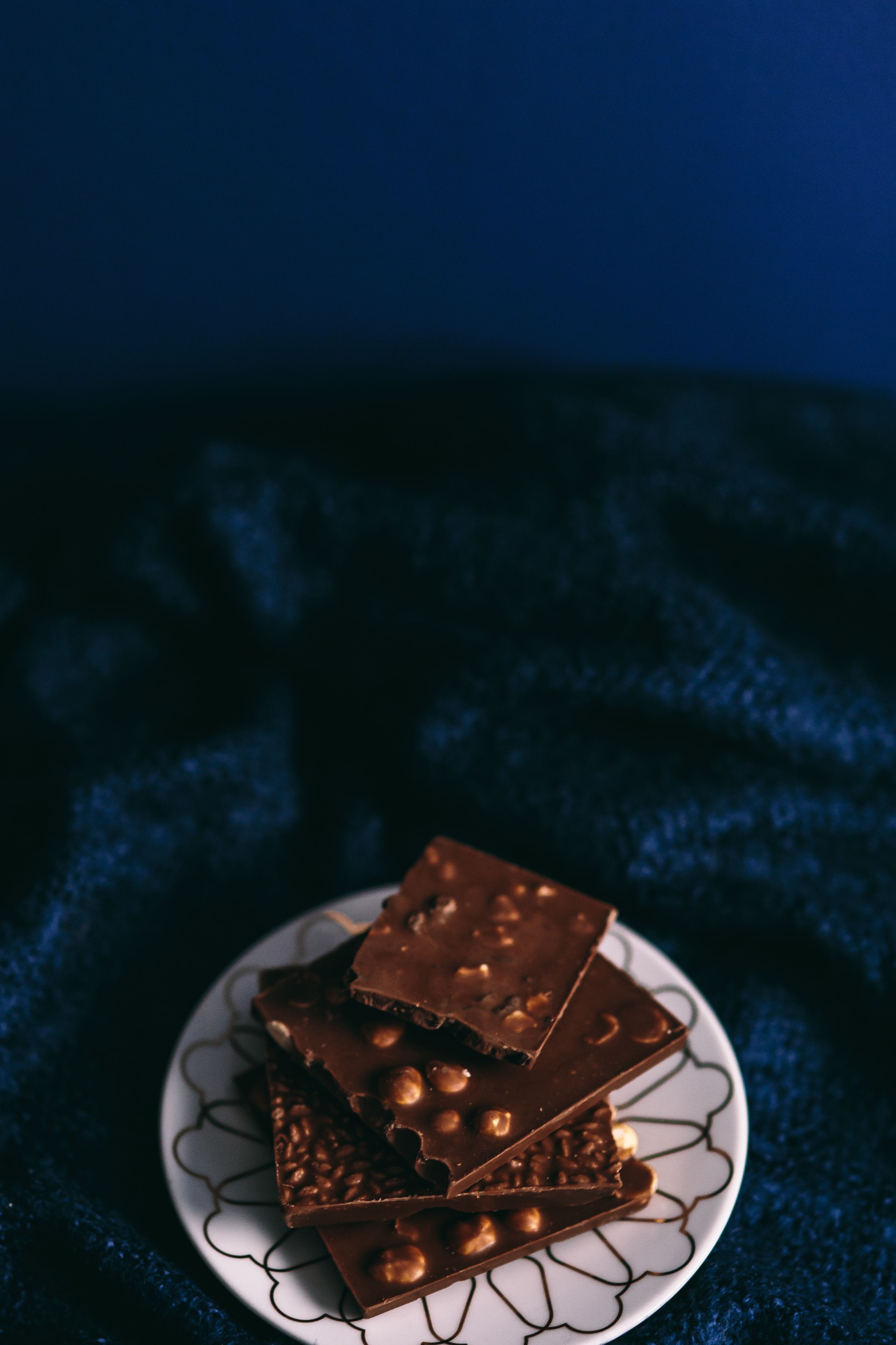 close, temptation, dark, close-up, refreshment, chocolate bar, bar, plate, food and drink, chocolate Candy, gourmet, freshness, sweet Food, serving size, Phone HD Wallpaper