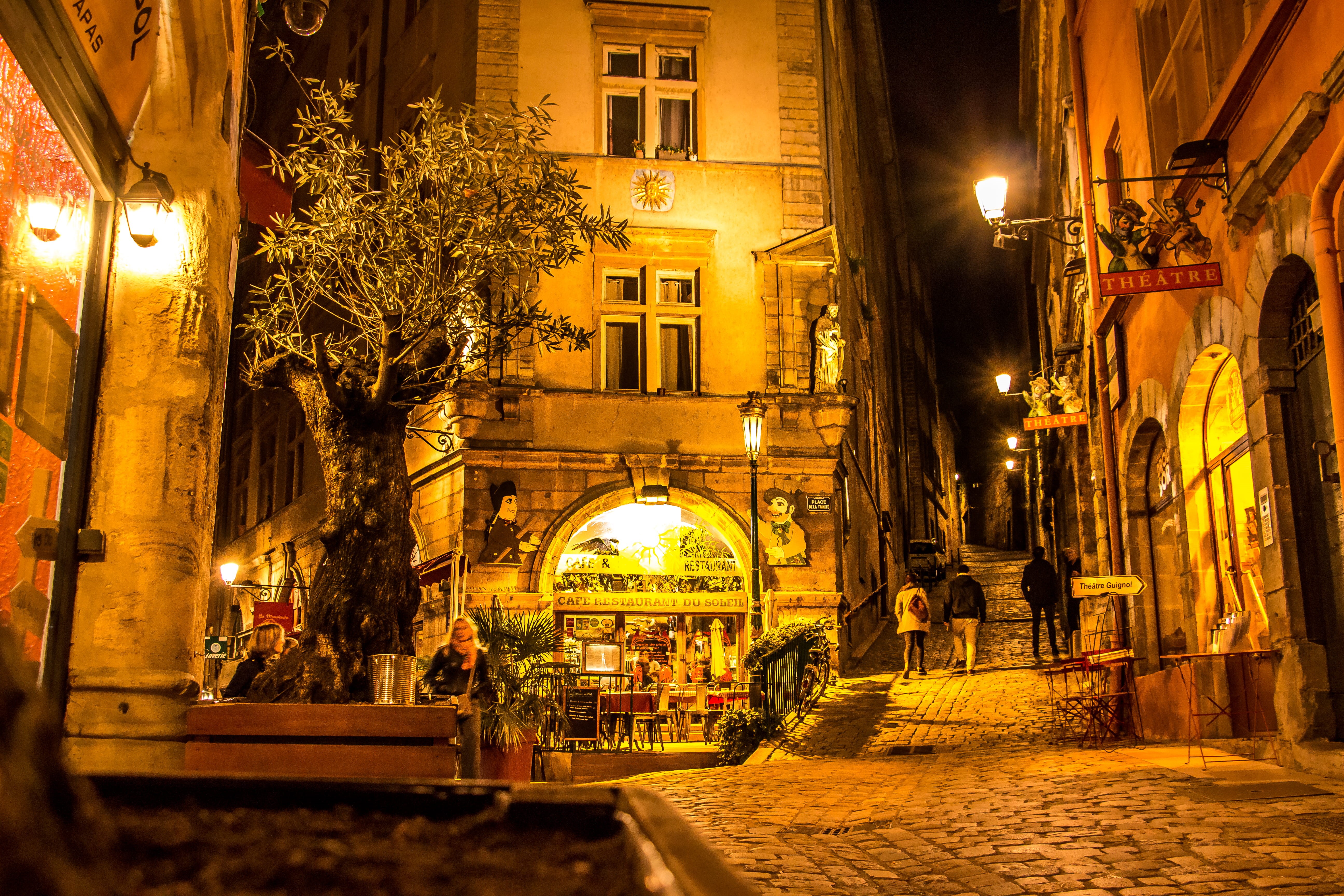 built structure, incidental people, tree, plant, cafe, art, theatre, street light, trees, building, real people, soleil, 5K, the way forward, direction, HD Wallpaper