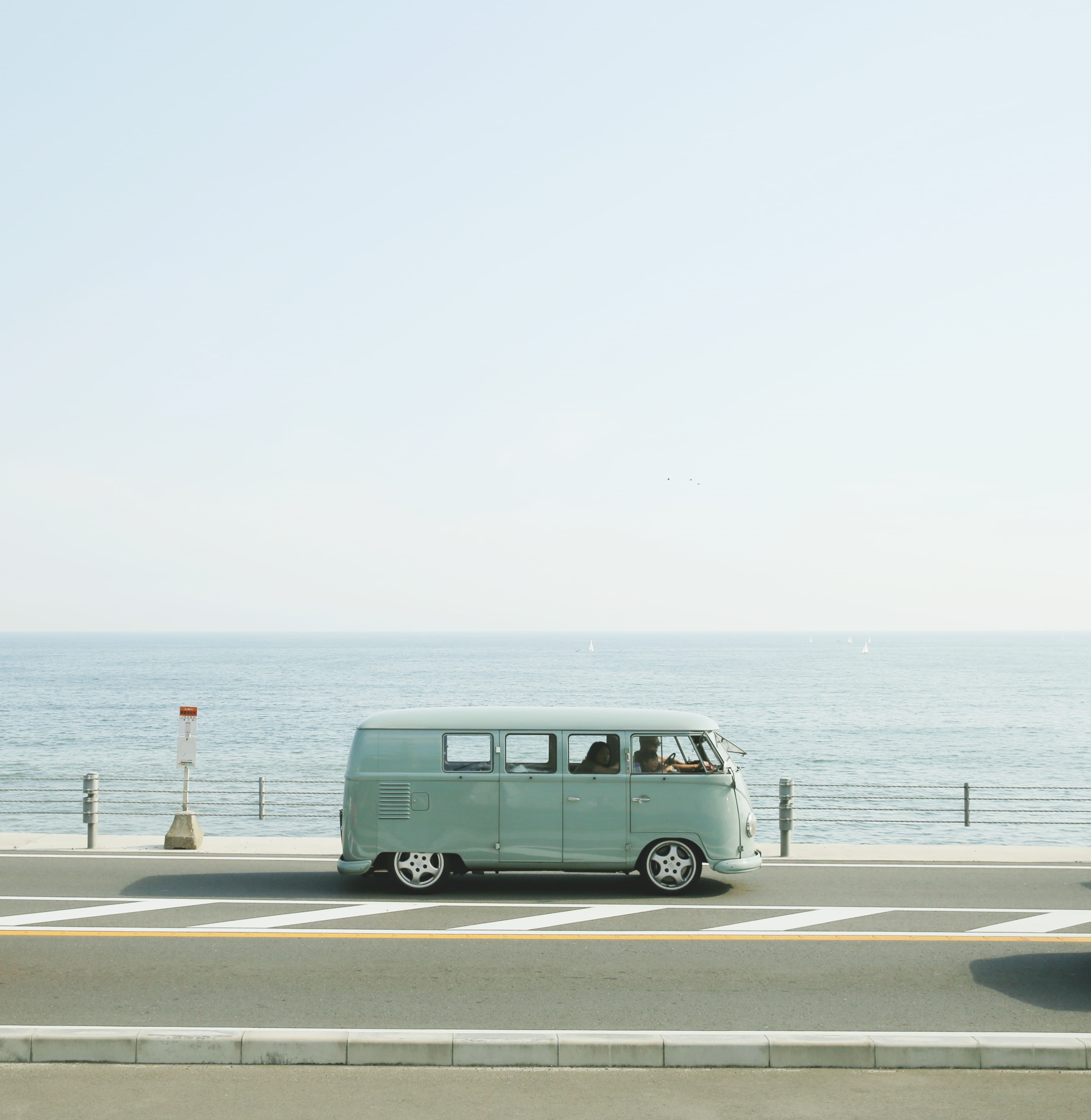 vintage, copy space, handrail, no people, parked, motor vehicle, day, transportation, automotive, horizon, sky, summer, horizon over water, travel, ocean, Phone HD Wallpaper
