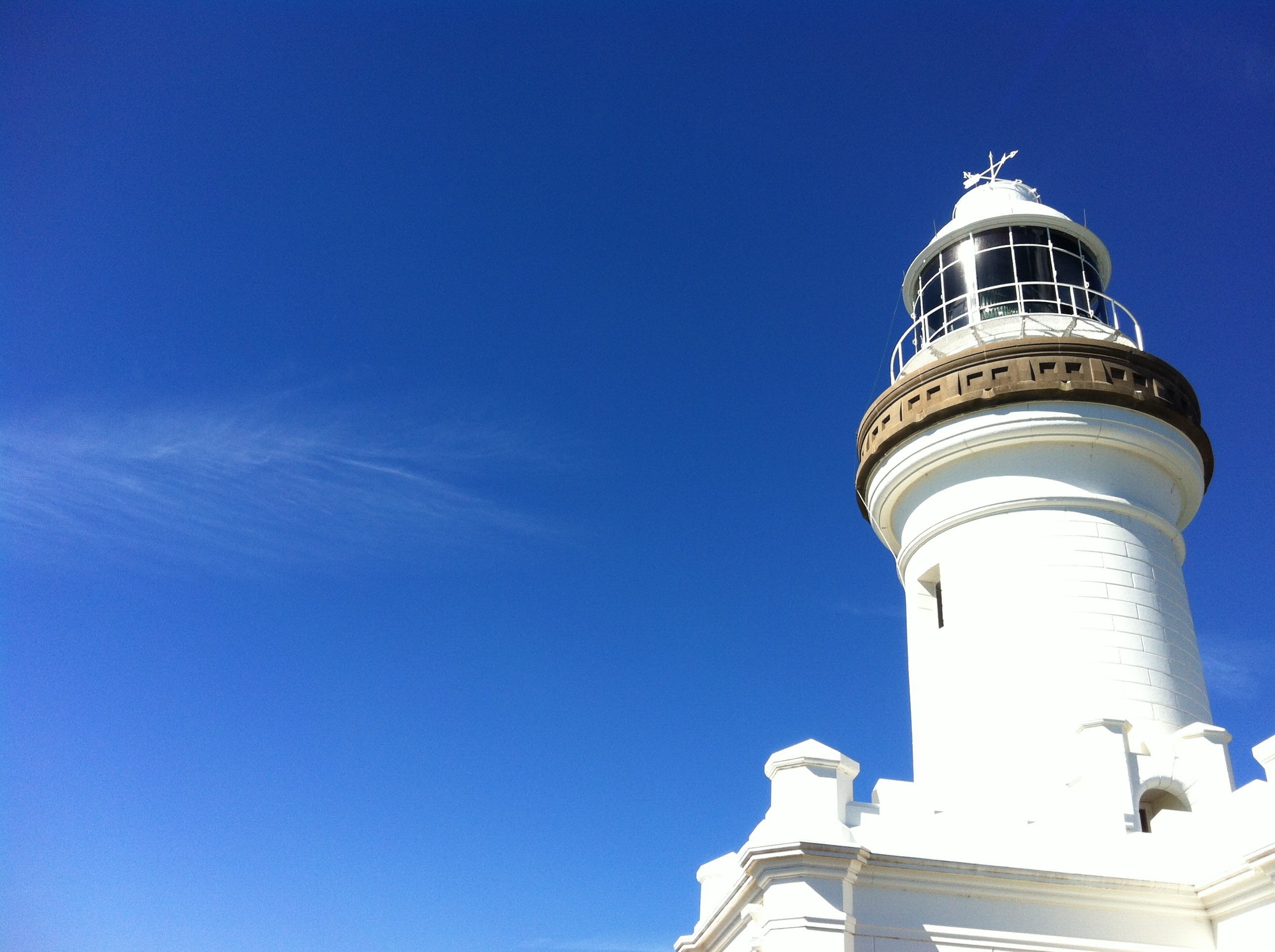 clear sky, Lighthouse, destination, famous Place, nautical, guidance, sunlight, spire, beach, outdoors, landmark, low angle view, by-the-sea, white, new-south-wales, HD Wallpaper