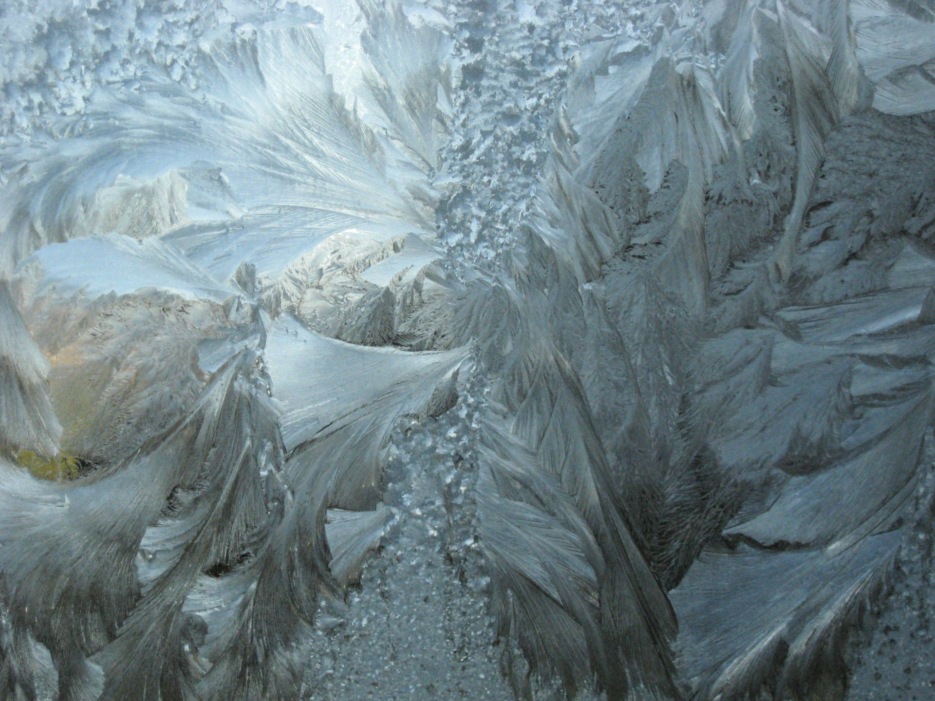 beauty in nature, gray, white, ze, icy, natural pattern, frost, nature, 1080P, close-up, outdoors, icicle, frosty, ice Crystal, cold temperature, glacier, HD Wallpaper