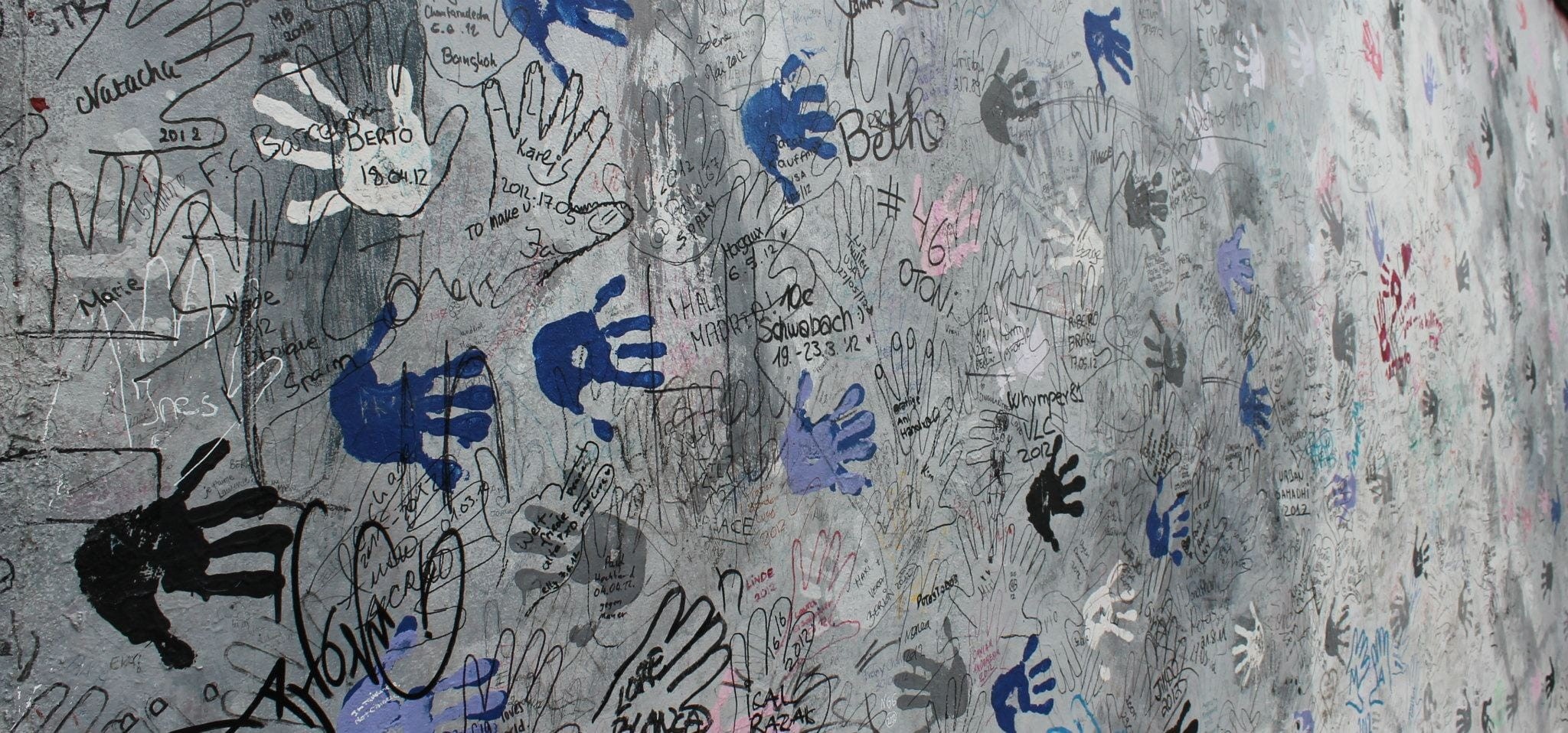 color, ddr, dof, War, communication, graffiti, architecture, east, communism, creativity, gray, dictatorship, communist, full frame, wall, europe, west, HD Wallpaper