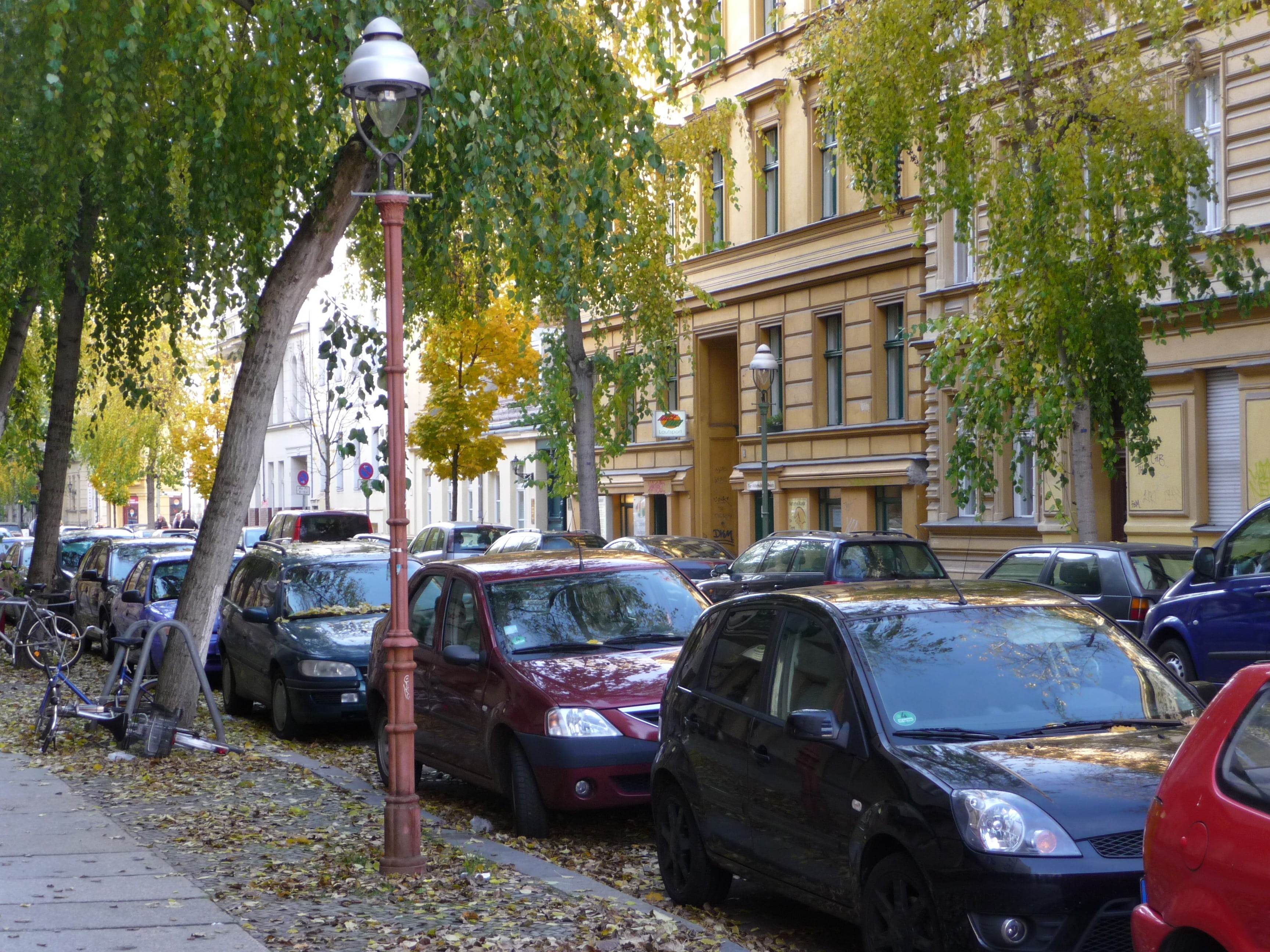 land vehicle, no people, germany, built structure, street, motor vehicle, Lantern, 2K, ruined, Road, berlin, autumn, building exterior, charlottenburg palace, HD Wallpaper