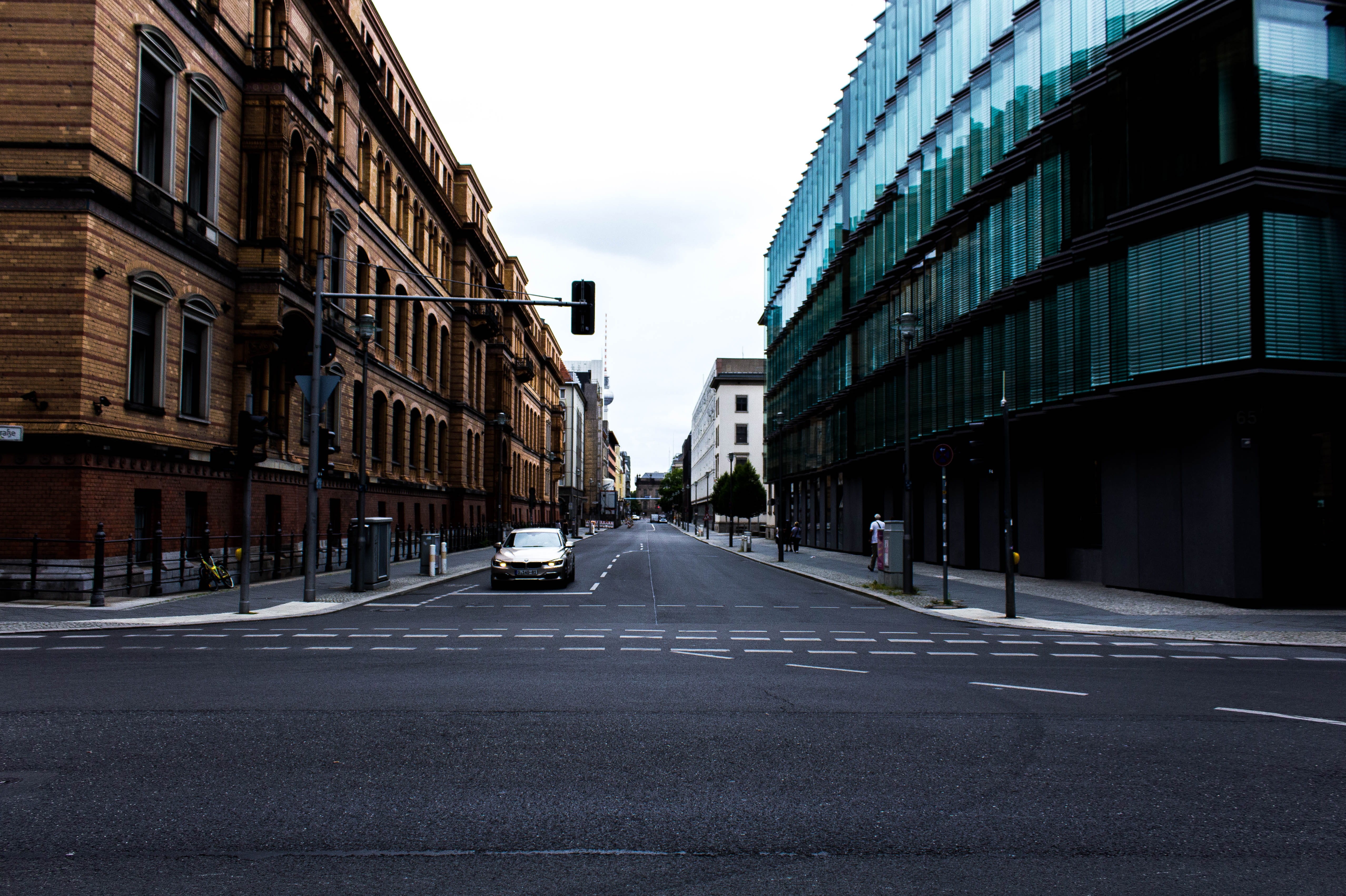surface level, direction, street urban, germany city, the way forward, sky, outdoors, built structure, light, urban, building, land vehicle, street, transportation, HD Wallpaper