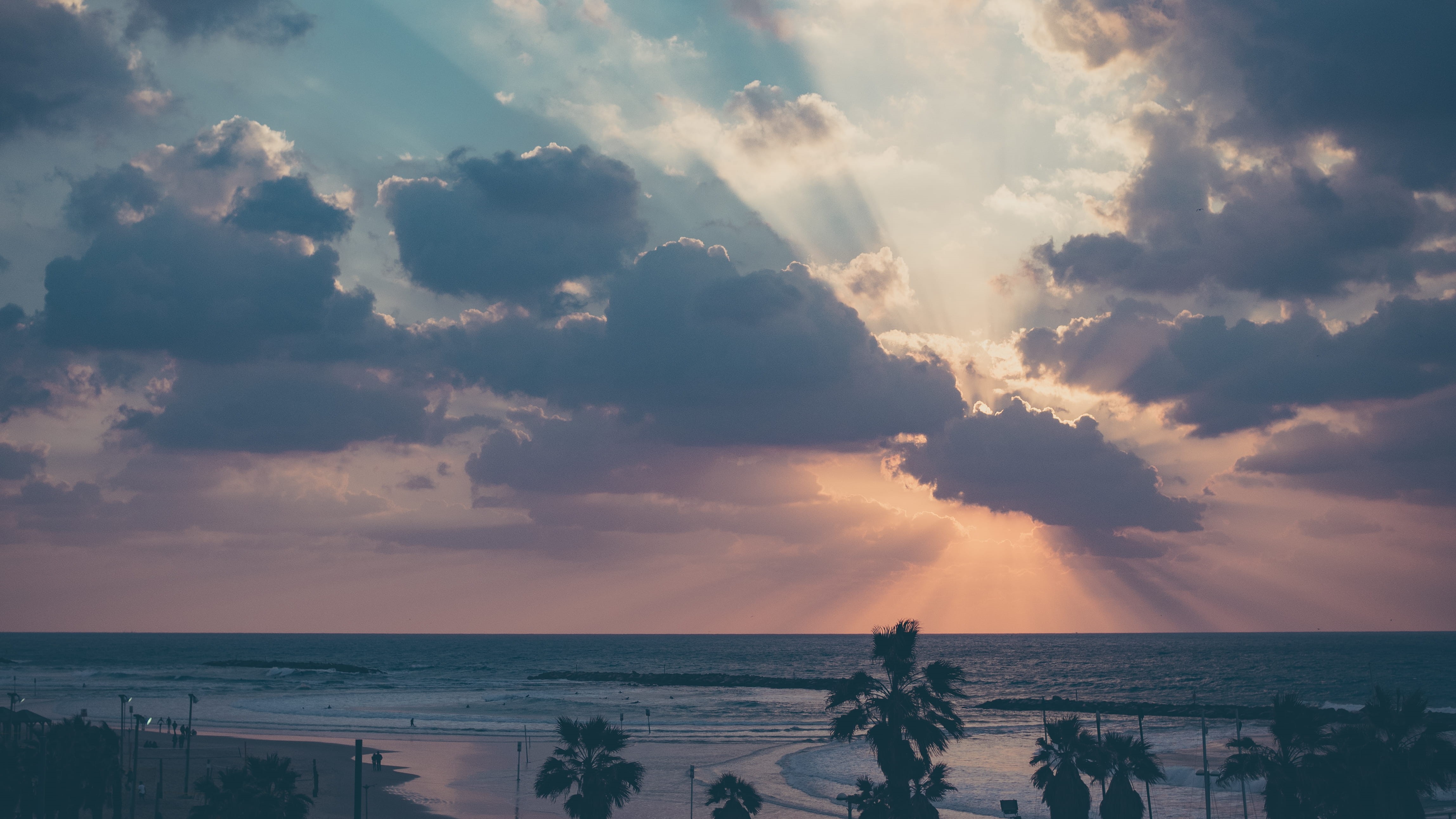 horizon, men, cloud - sky, israel, nature, land, sea, beach, real people, tranquil scene, clouds, tel aviv beach, sunlight, sky, lifestyles, leisure activity, HD Wallpaper