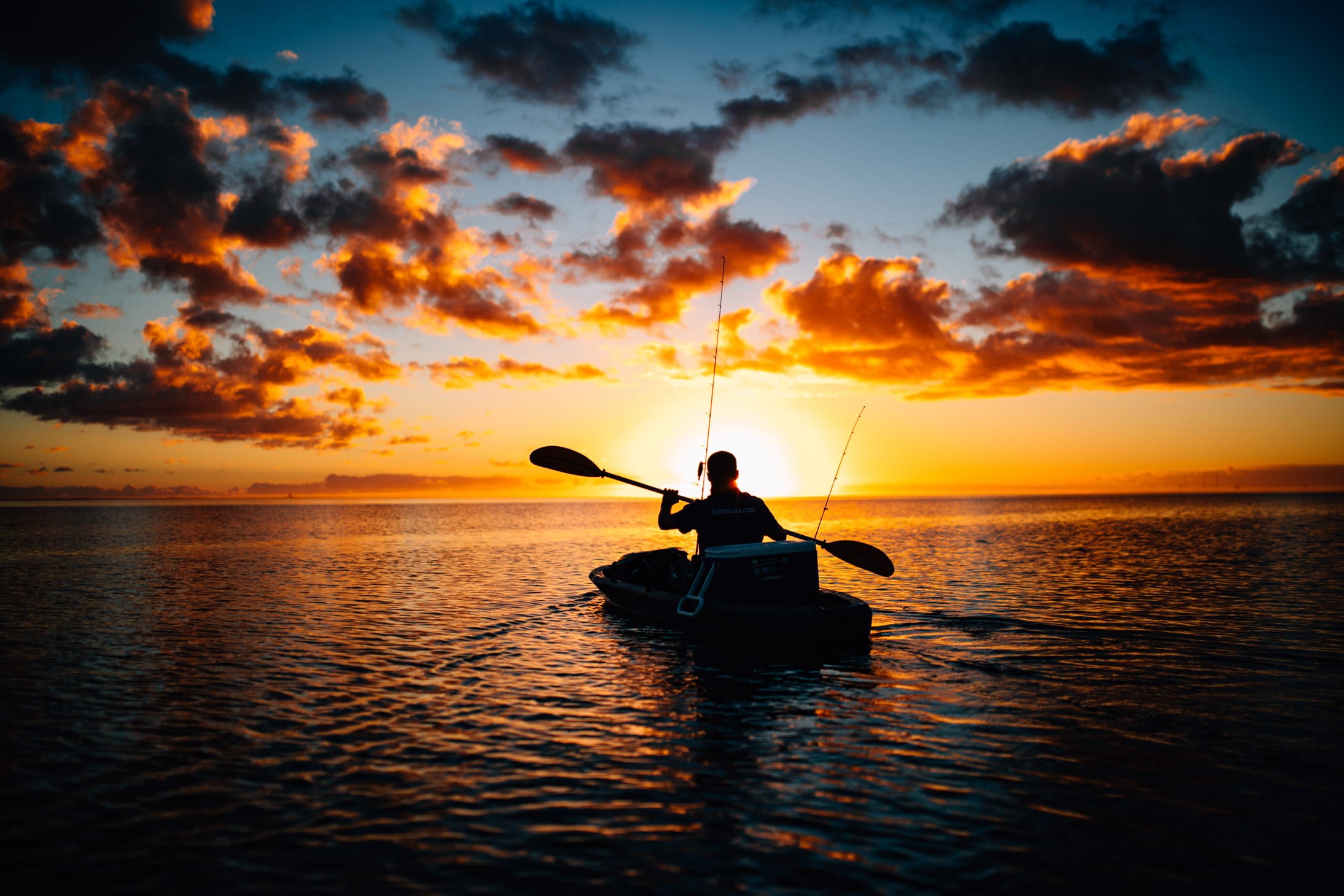 oar, 1080P, canoe, person, cloud - sky, sky, ocean, cloudscape, golden, outdoors, tranquility, water, fishing, travel, photography, sea, leisure activity, HD Wallpaper
