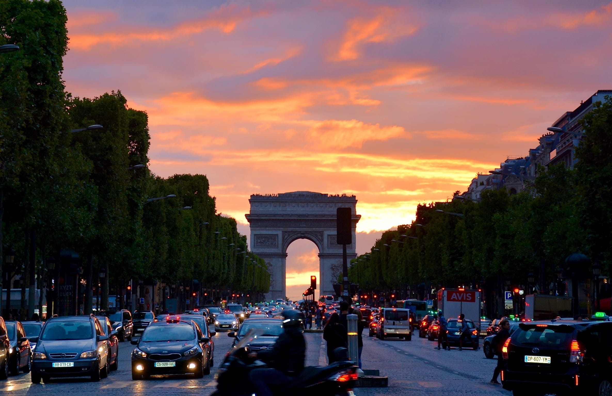 france, monument, tree, sunset, travel, road, vehicles, transportation, evening, tourism, de, cars, 1080P, mode of transportation, arc de triomphe, crowded, HD Wallpaper