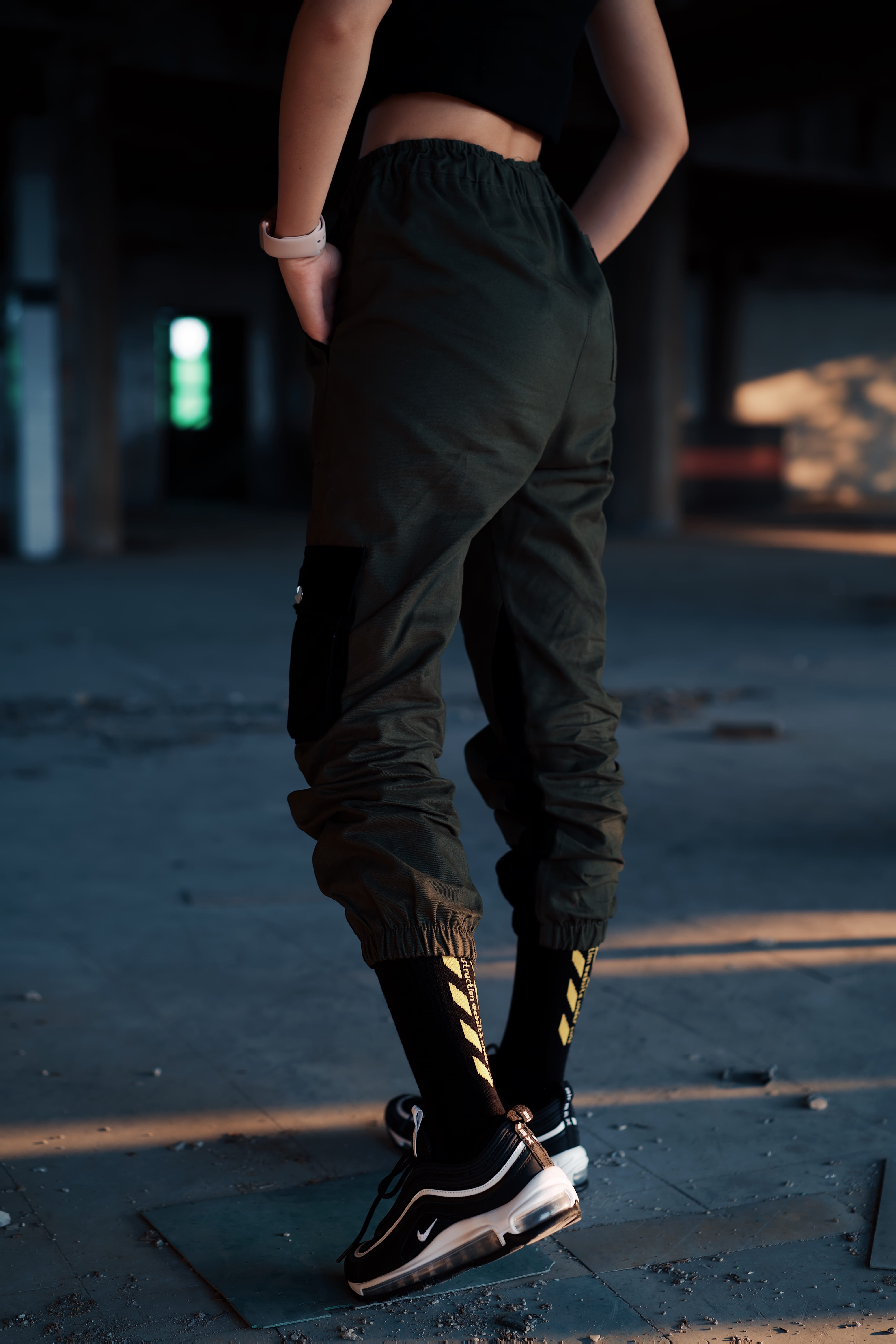 boot, nike, outdoors, leisure activity, sleeve, night, fashion, 5K, sports equipment, body part, shoe, streetwear, human body part, women, sneaker, motion, Phone HD Wallpaper