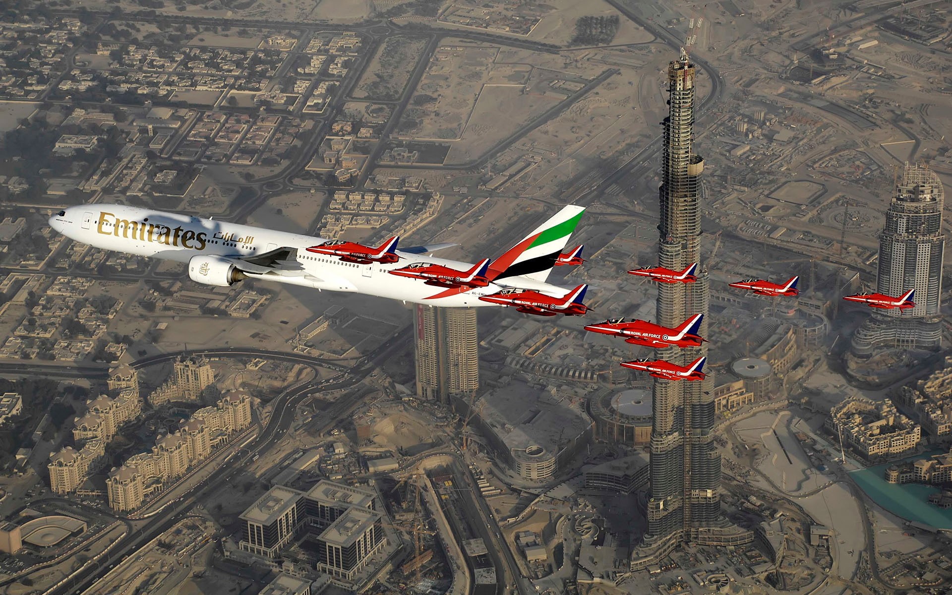 jet, RAF., passenger, Emirates, training, over, flying, aerial view, liner, built structure, high angle view, no people, Royal Air Force, air, air vehicle, HD Wallpaper