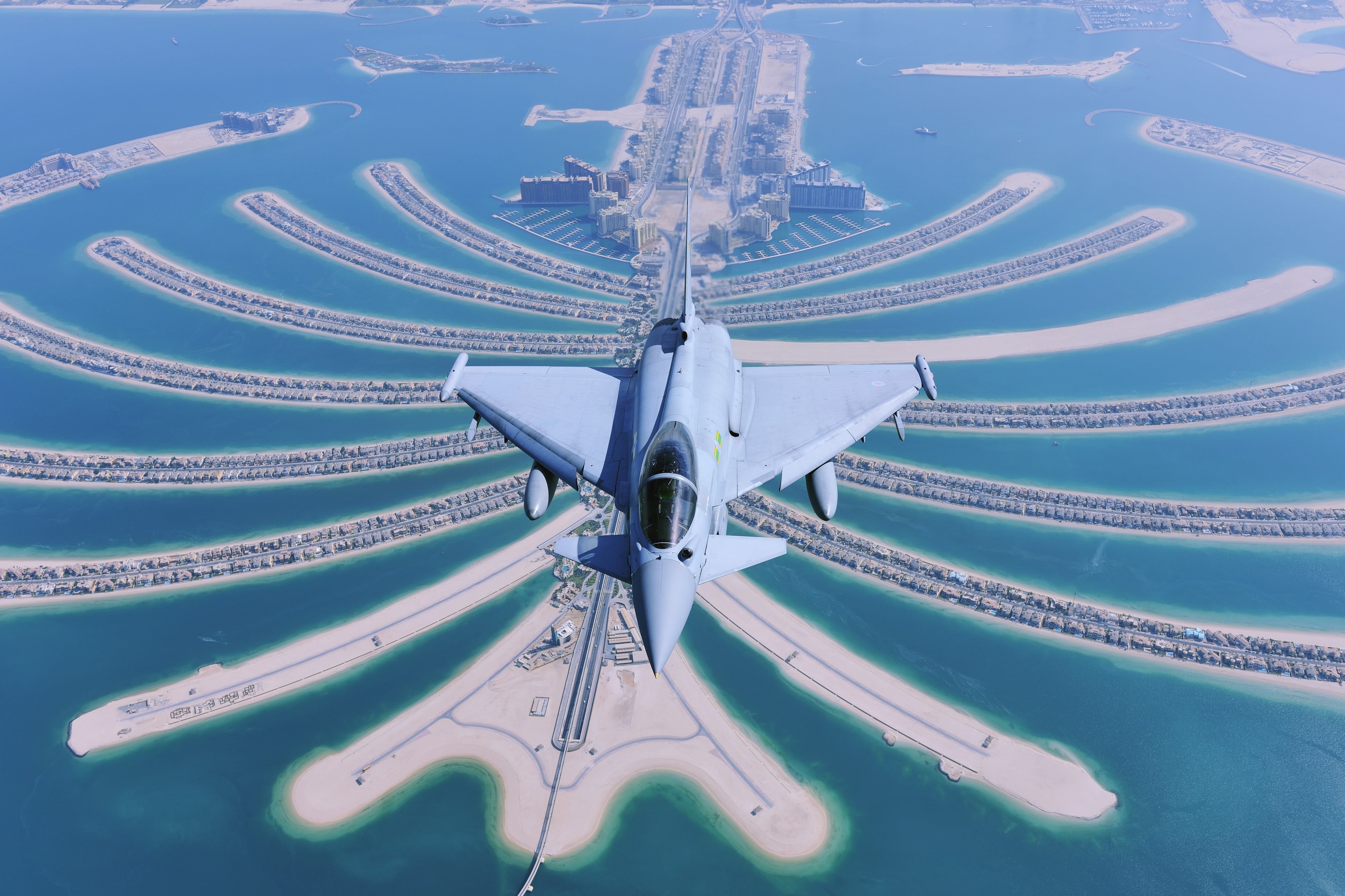 no people, creativity, airport, island, air vehicle, outdoors, palm, travel, day, aerial view, high angle view, Dubai, blue, transportation, cold temperature, HD Wallpaper