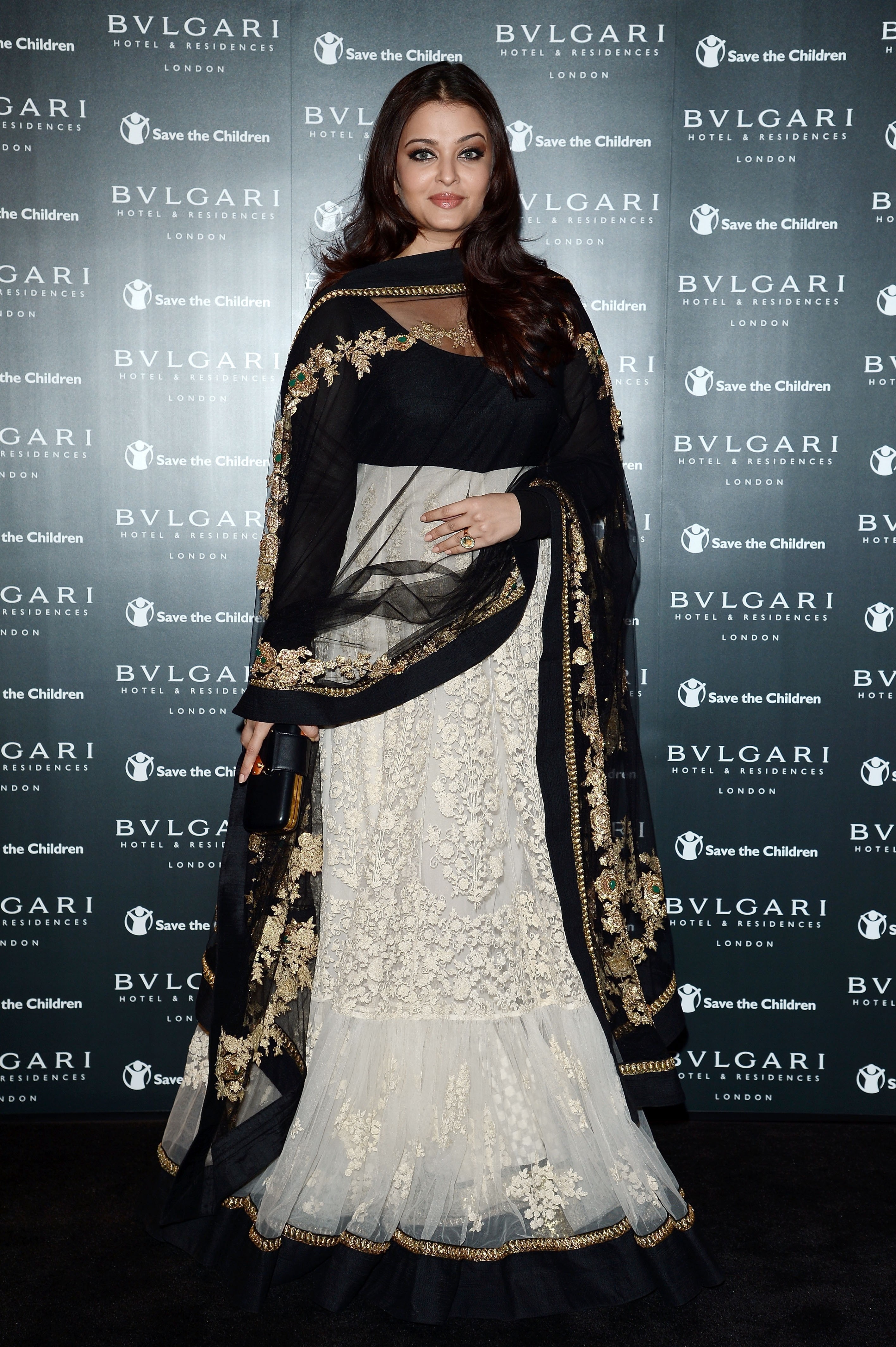 entertainment, Models, 4K, hotels, wallp, x, aishwarya, bulgari, hd, awards, art, rai, indian, bollywood, actress, girls, Phone HD Wallpaper