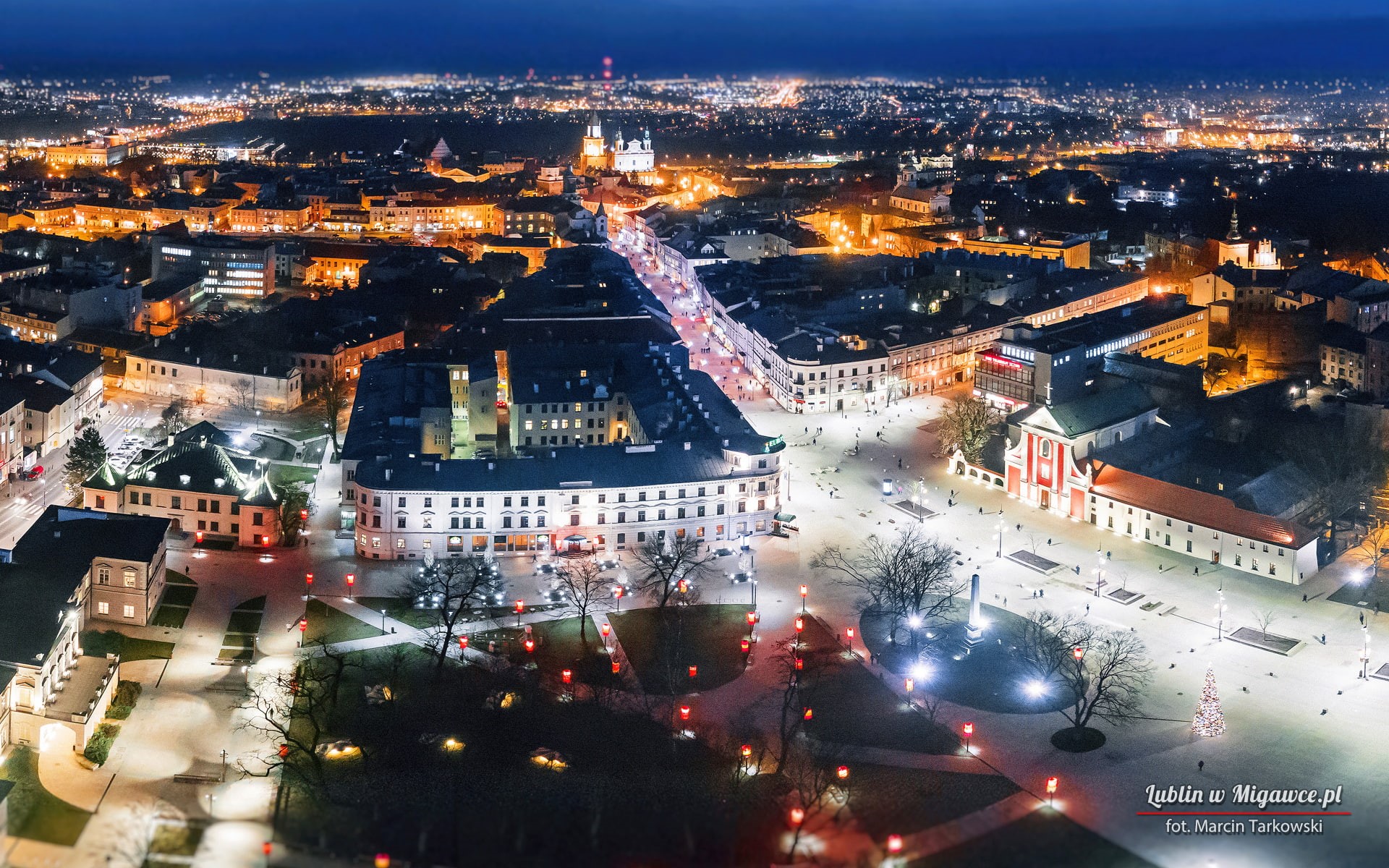 outdoors, street, 1080P, illuminated, residential district, architecture, crowded, building exterior, night, Tourism, city, tourist, Europe, cityscape, HD Wallpaper