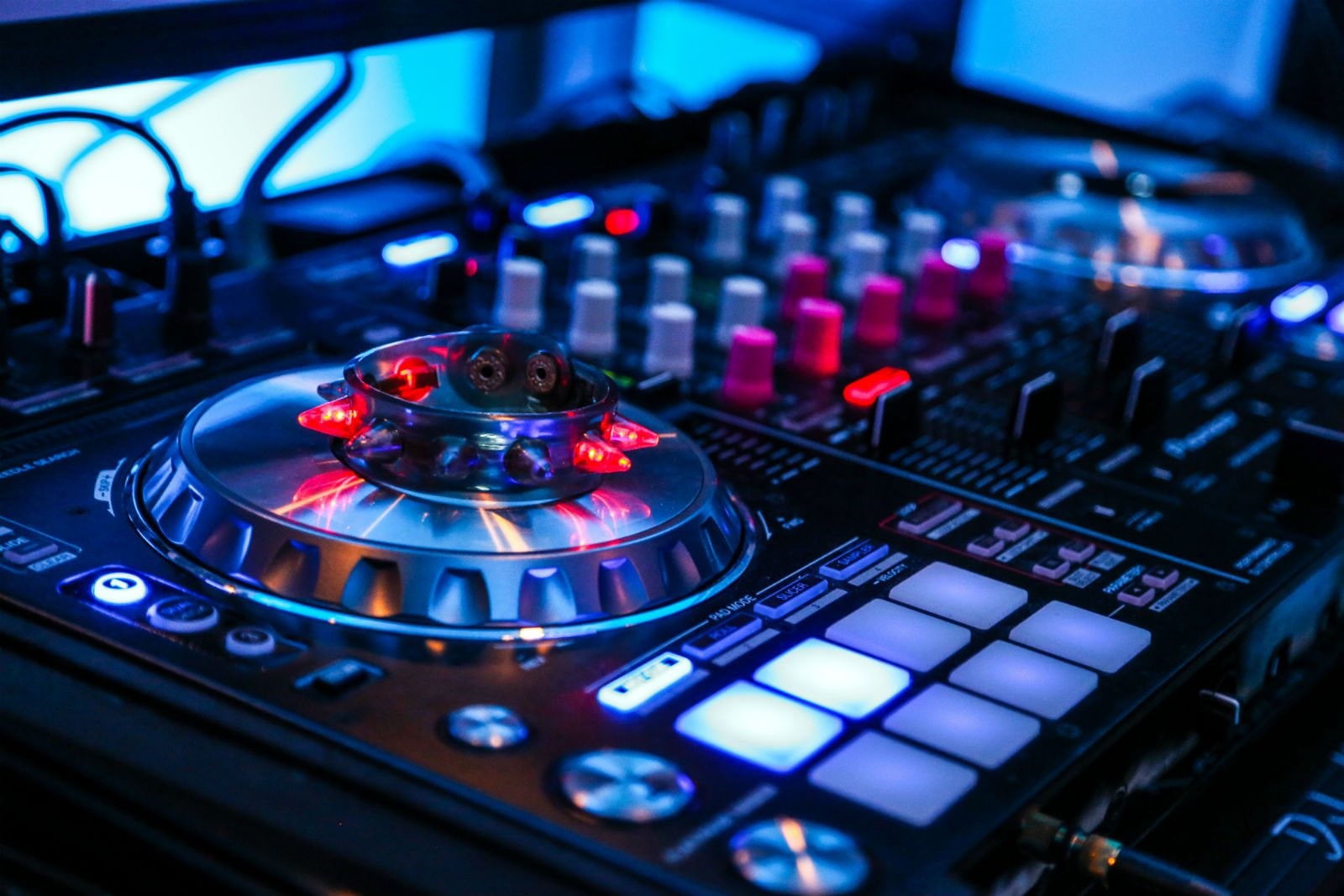 electronic, disc, pop, hip, disco, 720P, electro, jockey, dubstep, dance, d-j, house, edm, hop, HD Wallpaper