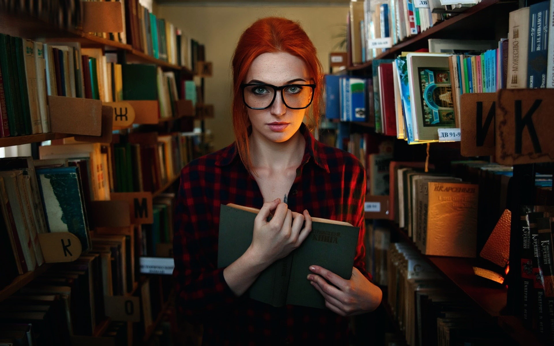 Red, Hair, 1080P, Reading, Book, Library, Girl, Freckles, Glasses, HD Wallpaper
