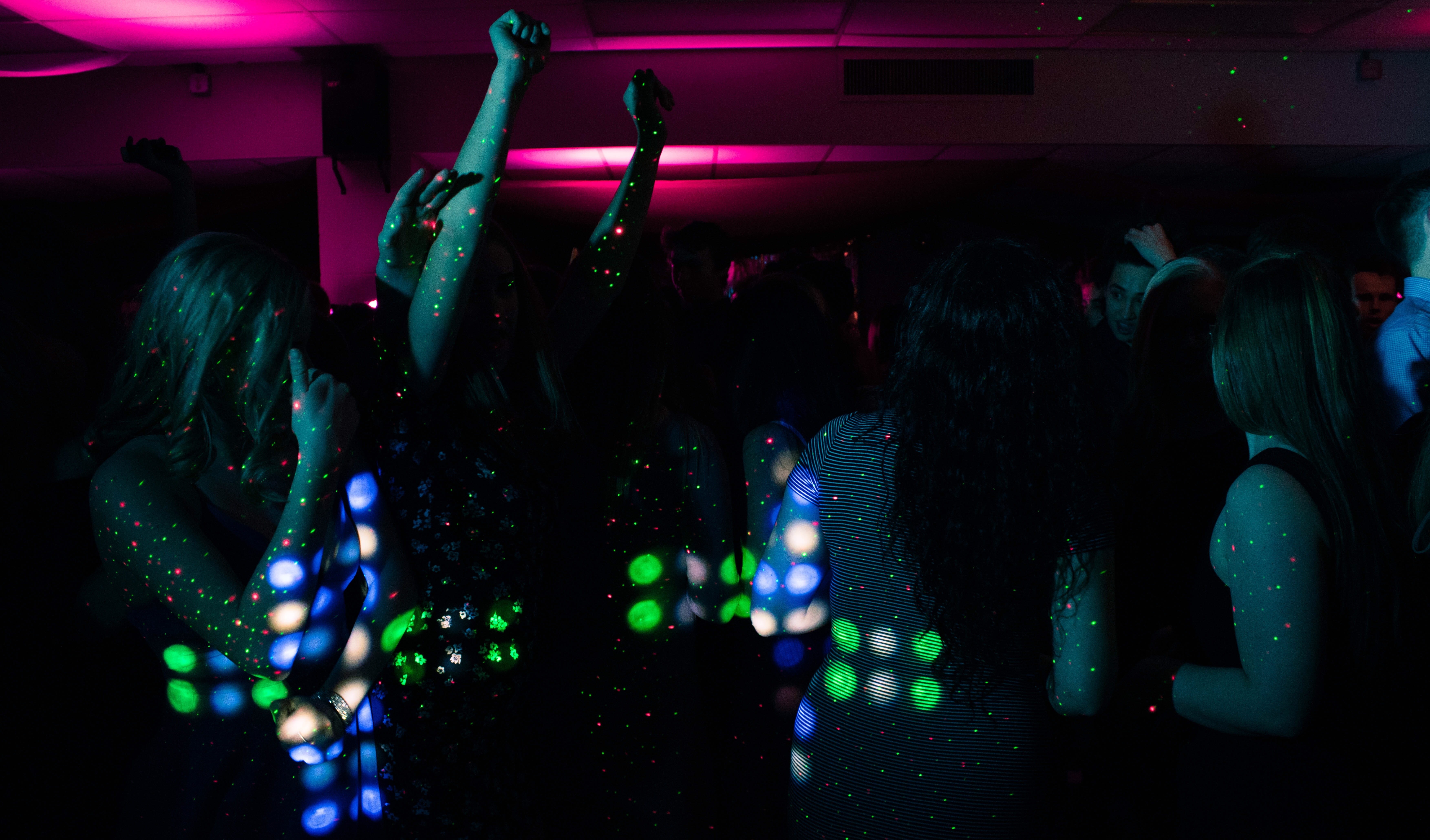 group of people, nightlife, enjoyment, bar, real people, human body part, inside, indoors, 5K, people, large group of people, arms raised, illuminated, HD Wallpaper