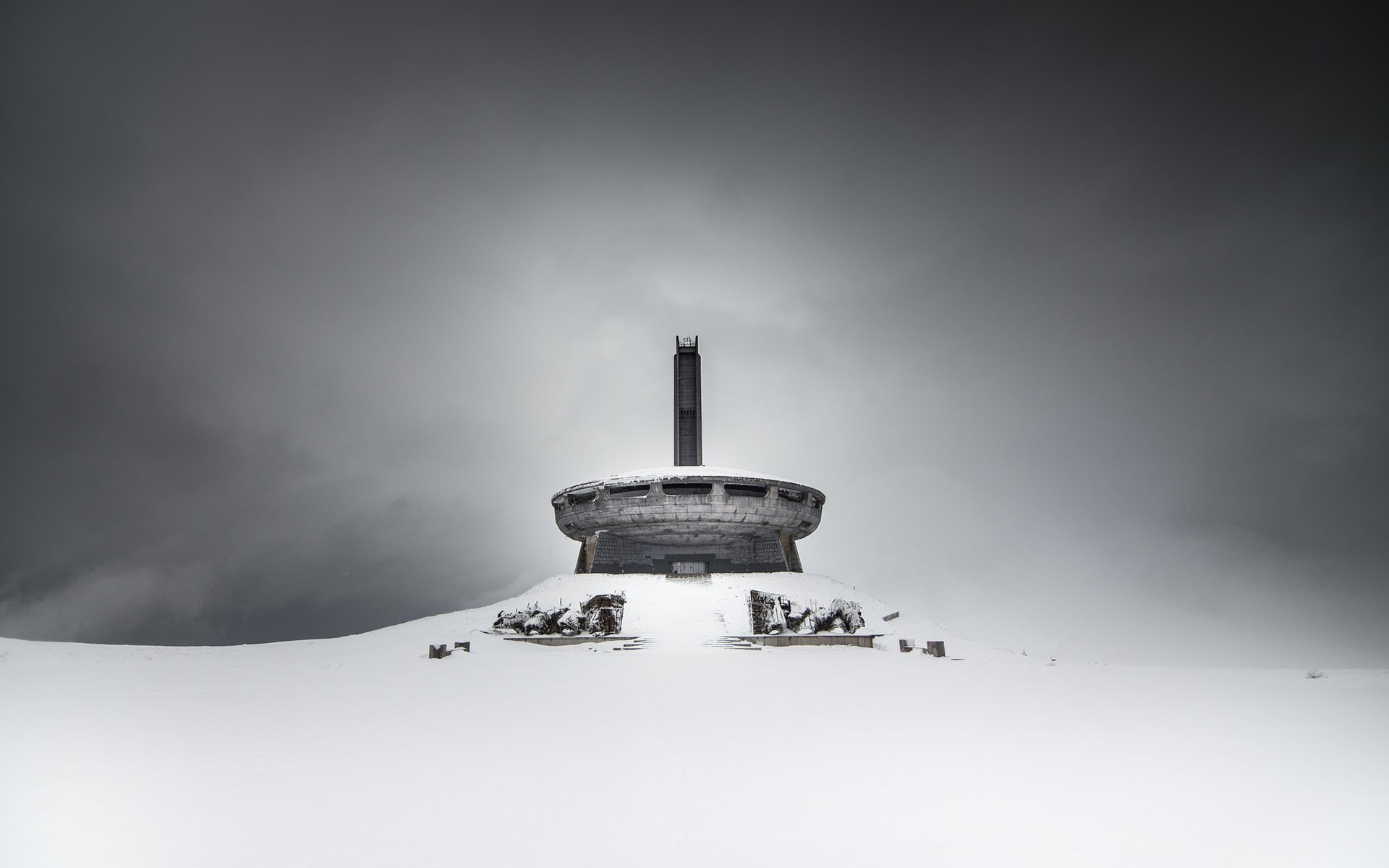 nature, snow, photography winter snow architecture building buzludzha monument bulgaria bunker, architecture, no people, built structure, travel destinations, HD Wallpaper