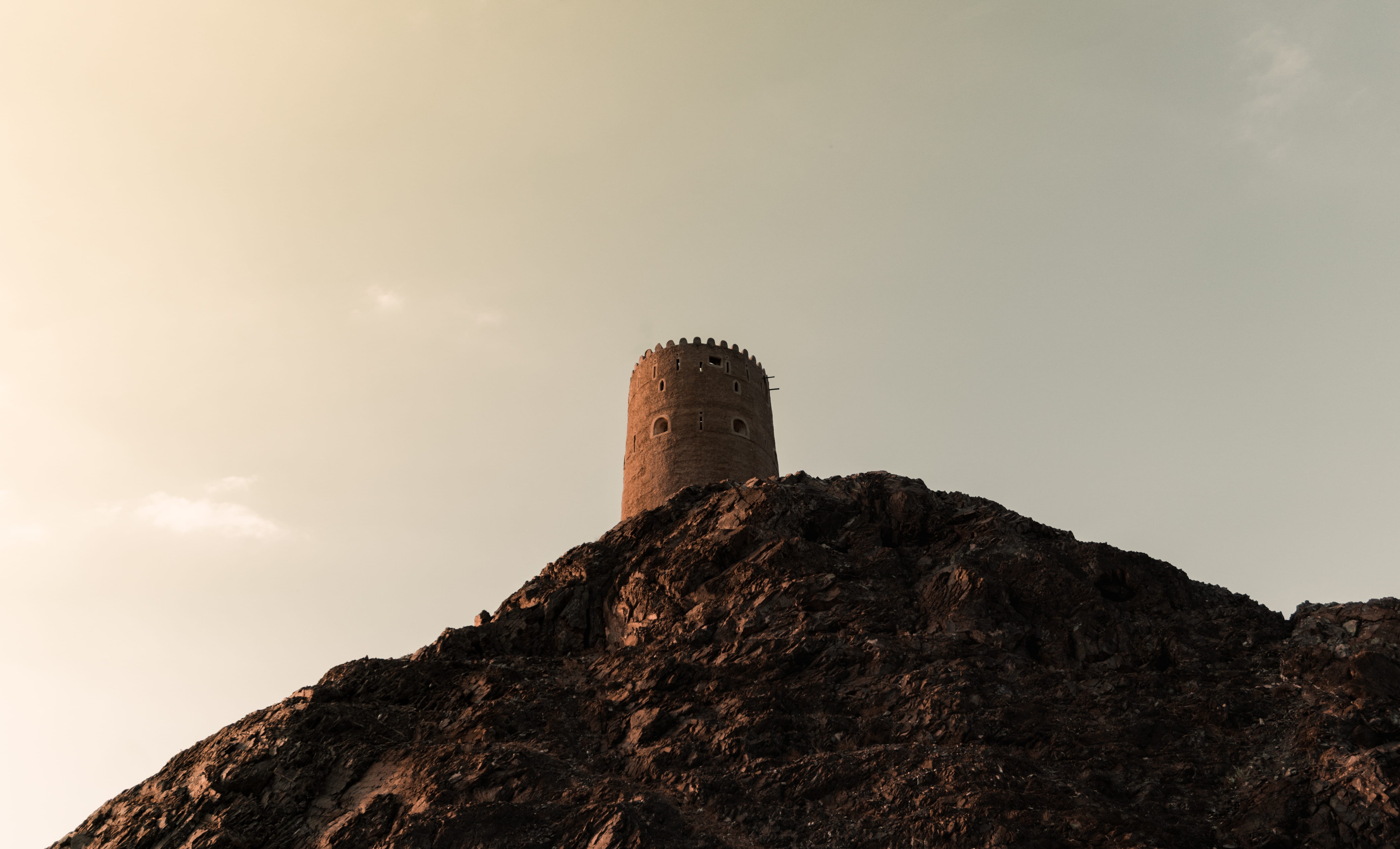 sunny, history, scenics - nature, rock, muttrah fort, built structure, mutrah - muscat, fort, castle, building, 5K, gray, muscat, bright sky, a fort in muttrah, HD Wallpaper