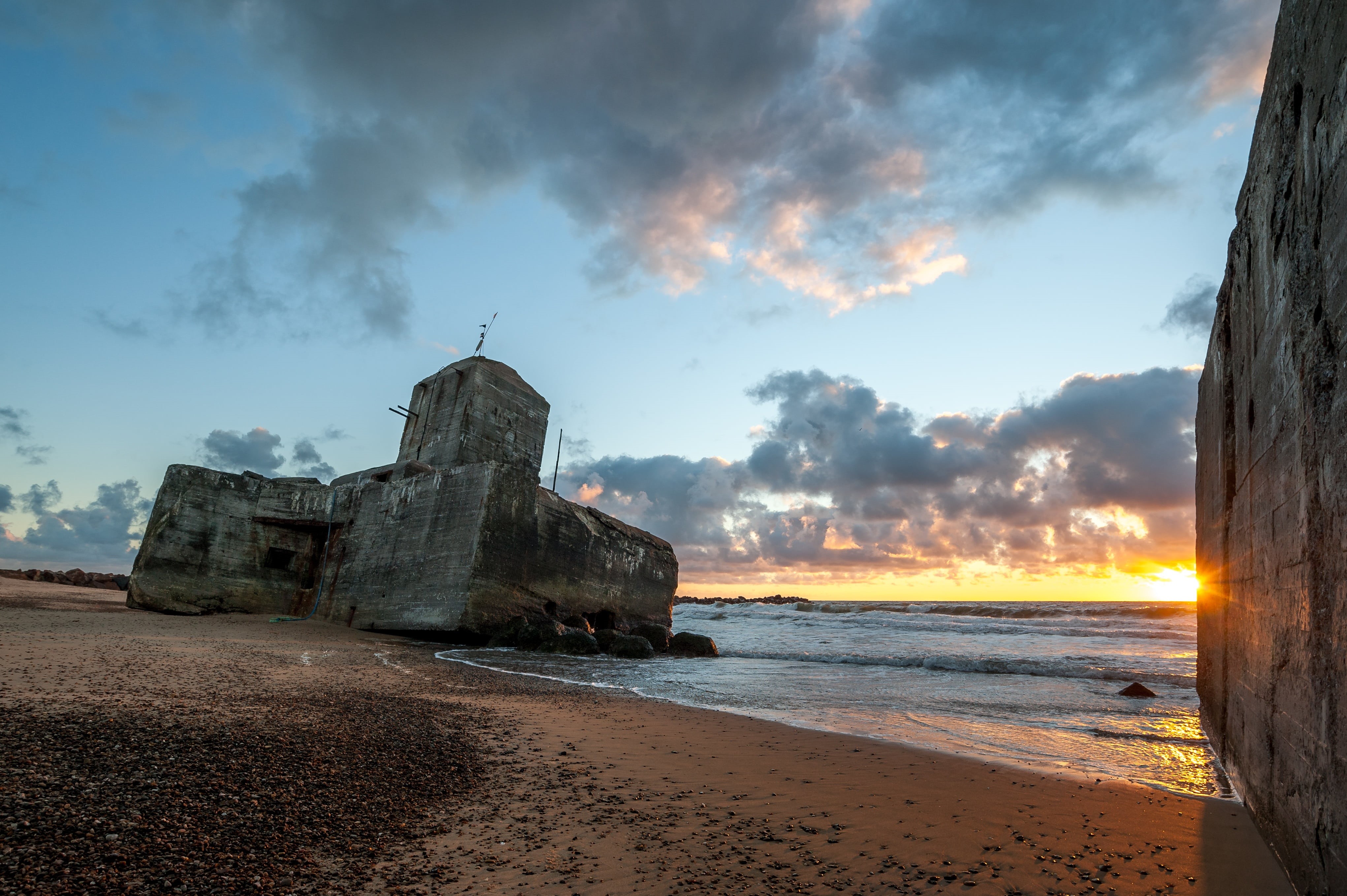 bunker, horizon, nature, national thy, horizon over water, building exterior, travel destinations, history, sky, architecture, the past, land, built structure, HD Wallpaper