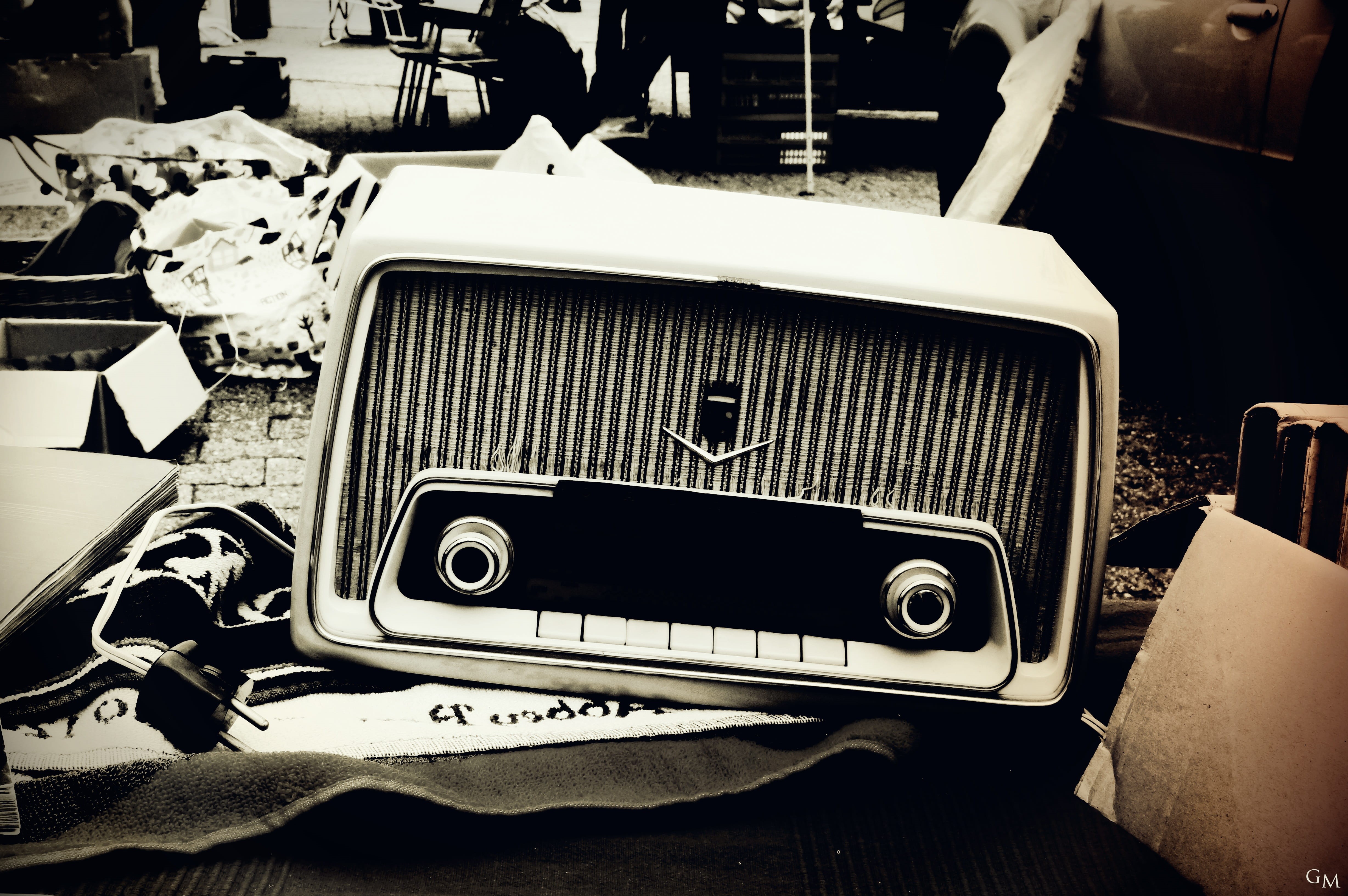 motor vehicle, knob, historically, tinge, car, arts culture and entertainment, frequency, transistor radio, radio device, tubes radio, transportation, listen, HD Wallpaper