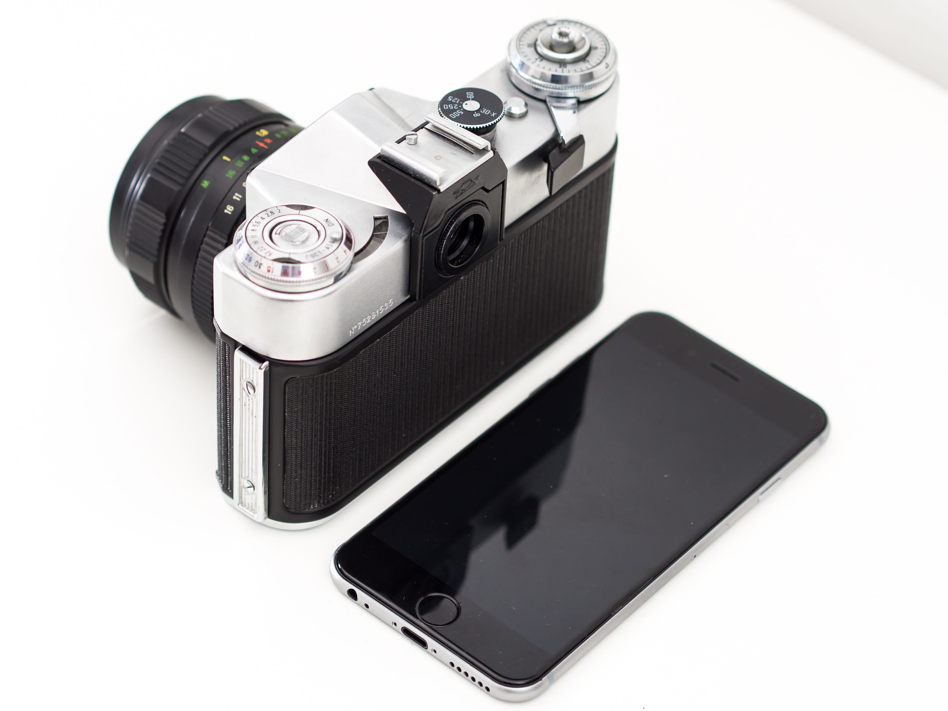 instagram, camera, technology, art, collection, picture, lens, vintage, ios, aluminum, white background, person, iphoto, wireless technology, antique, social, HD Wallpaper