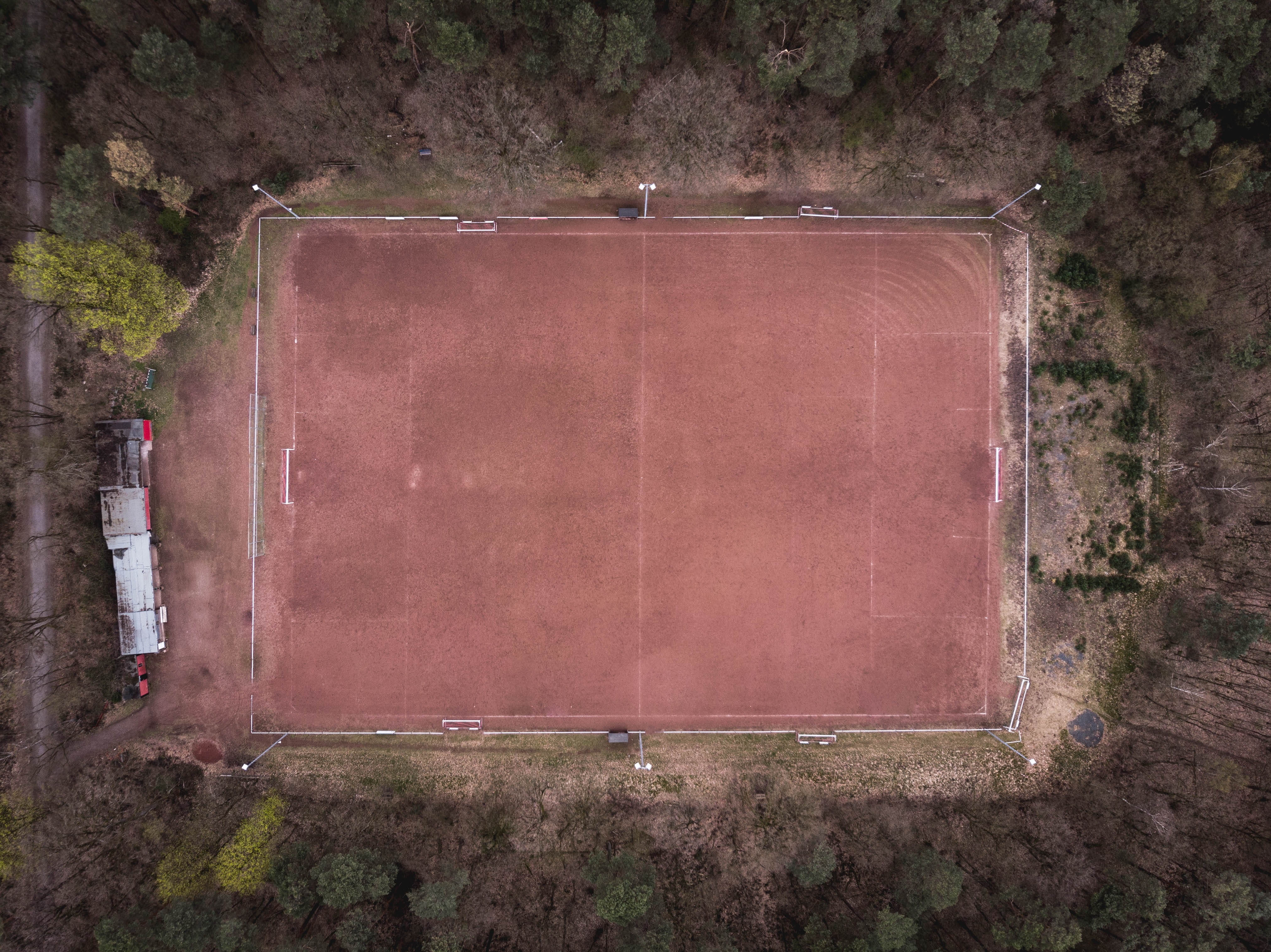 ground, tree, wall - building feature, sports, weathered, dji mavic air, plant, building, day, dji, no people, architecture, brown, old, building exterior, HD Wallpaper