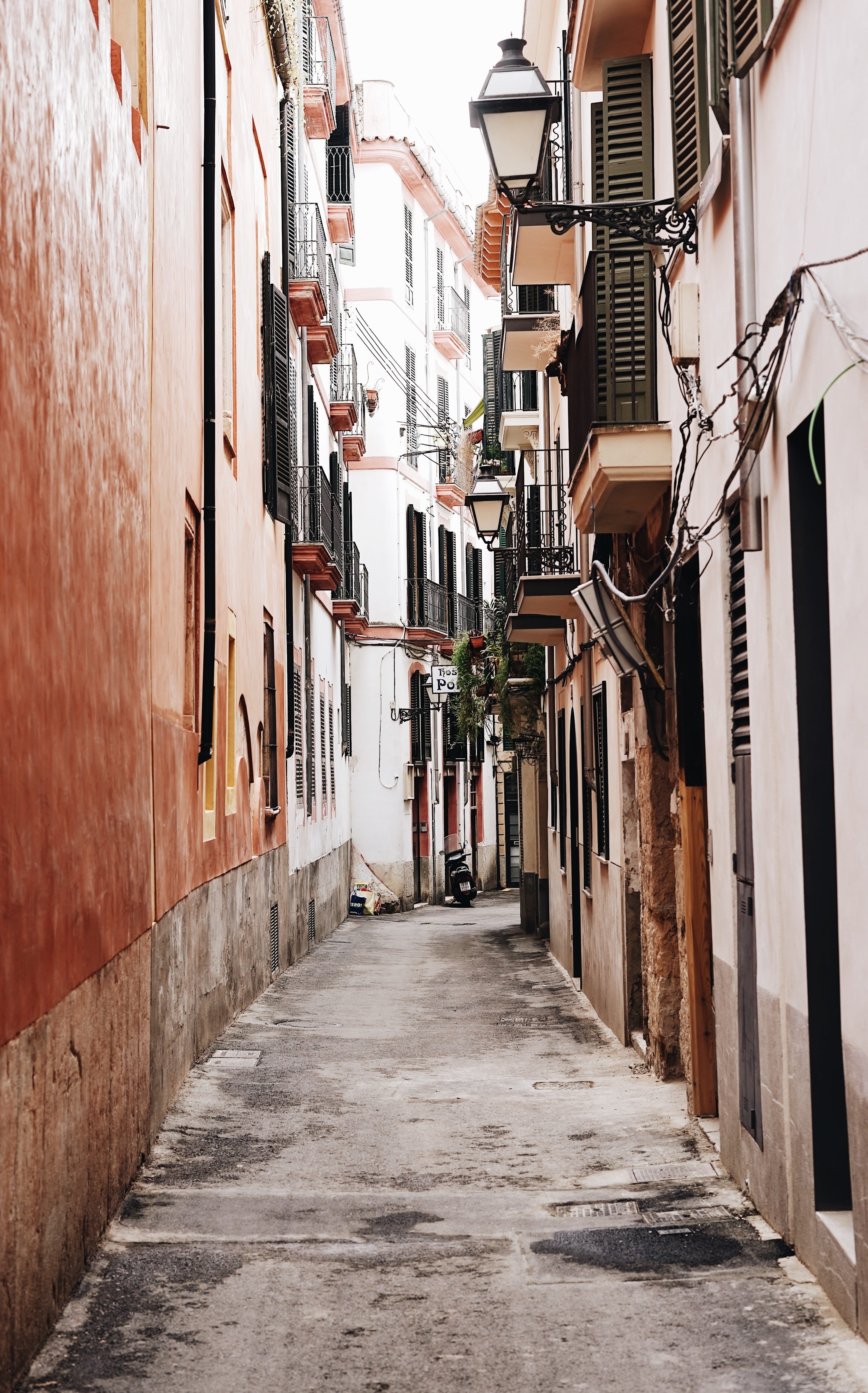 city, empty, town, day, building, building exterior, no people, outdoors, nature, long, houses, photo, color, direction, house, mallorca, walls, daytime, Phone HD Wallpaper