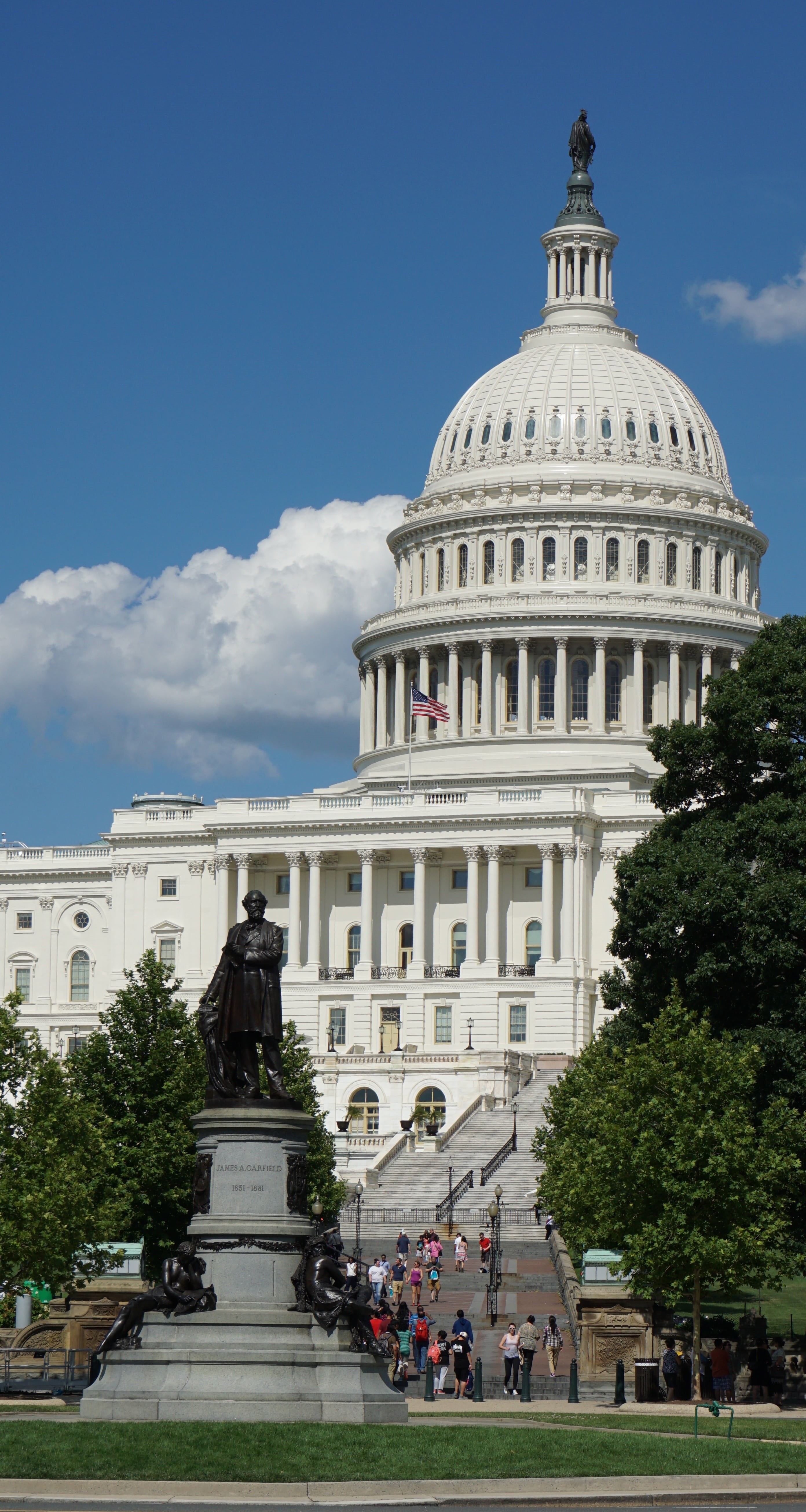 the past, travel, cloud - sky, state Capitol Building, capitol Hill, day, incidental people, historic, 5K, architectural column, capitol Building, tree, Phone HD Wallpaper