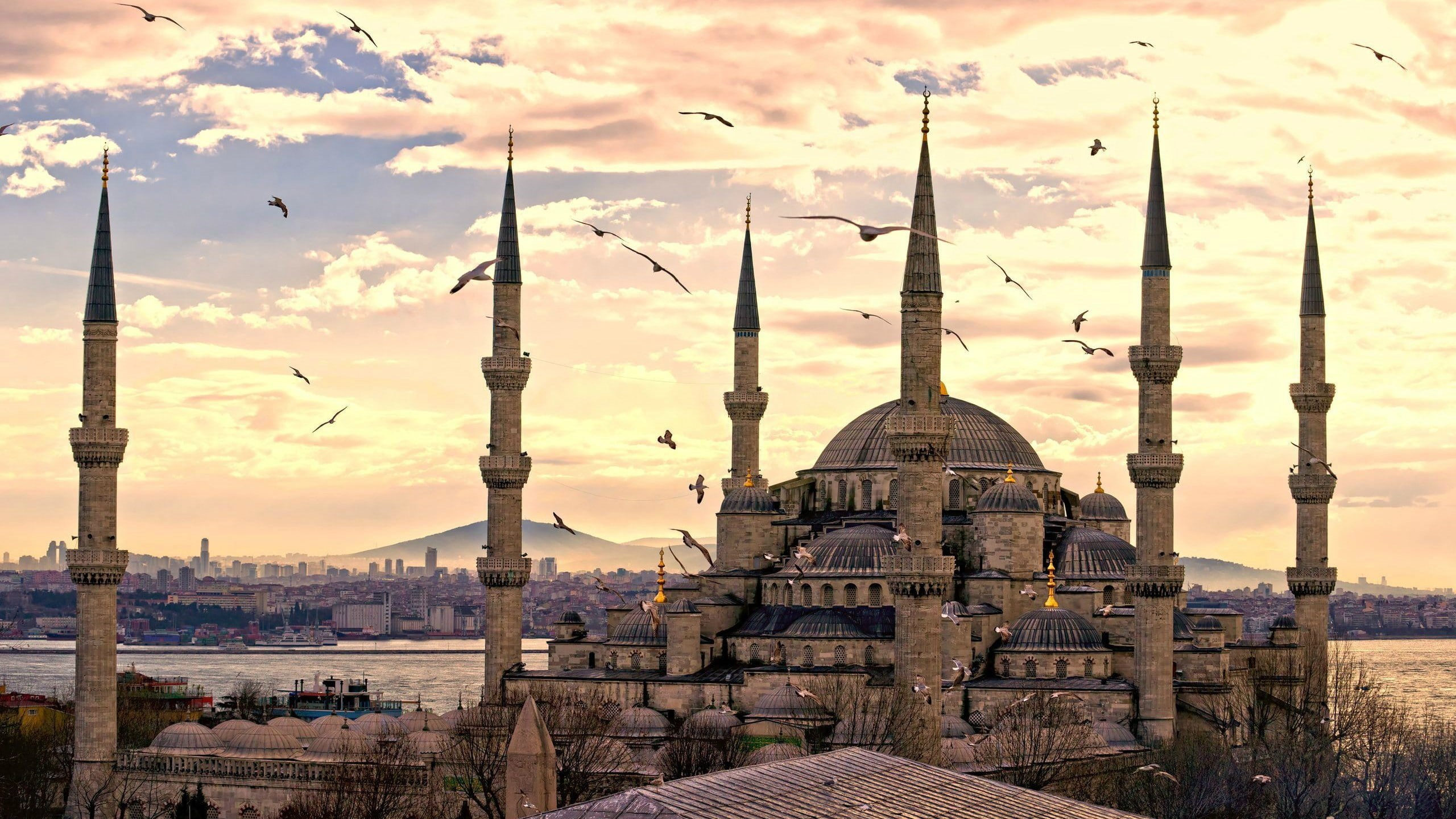 place of worship, religion, mosque, building, spire, architecture, Sultan Ahmed Mosque, city, belief, travel, spirituality, cloud - sky, sky, sunset, dome, HD Wallpaper
