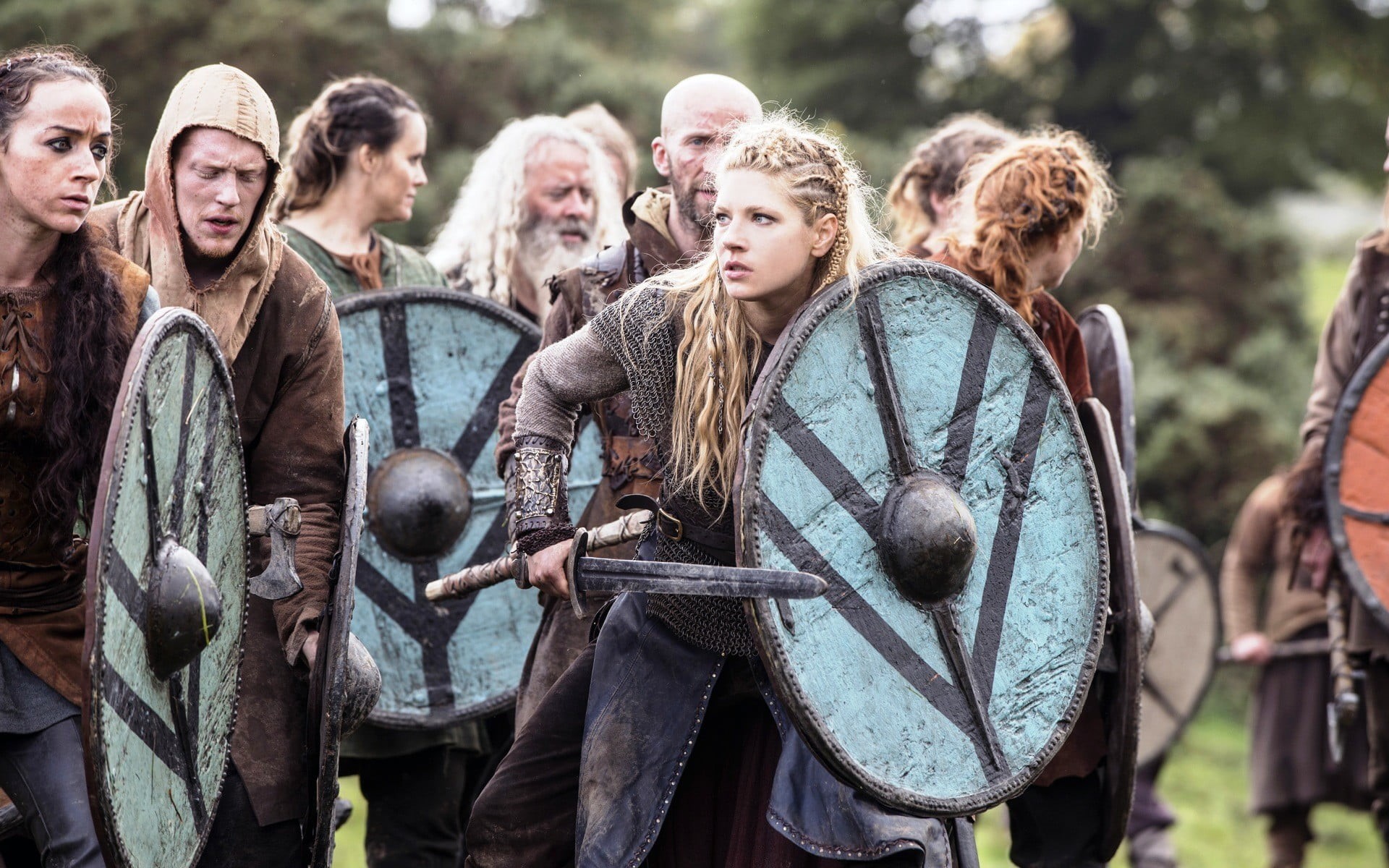 day, clothing, Vikings (TV series), group of people, teenager, actress, nature, real people, event, movie scenes, togetherness, group, blonde, music, men, HD Wallpaper