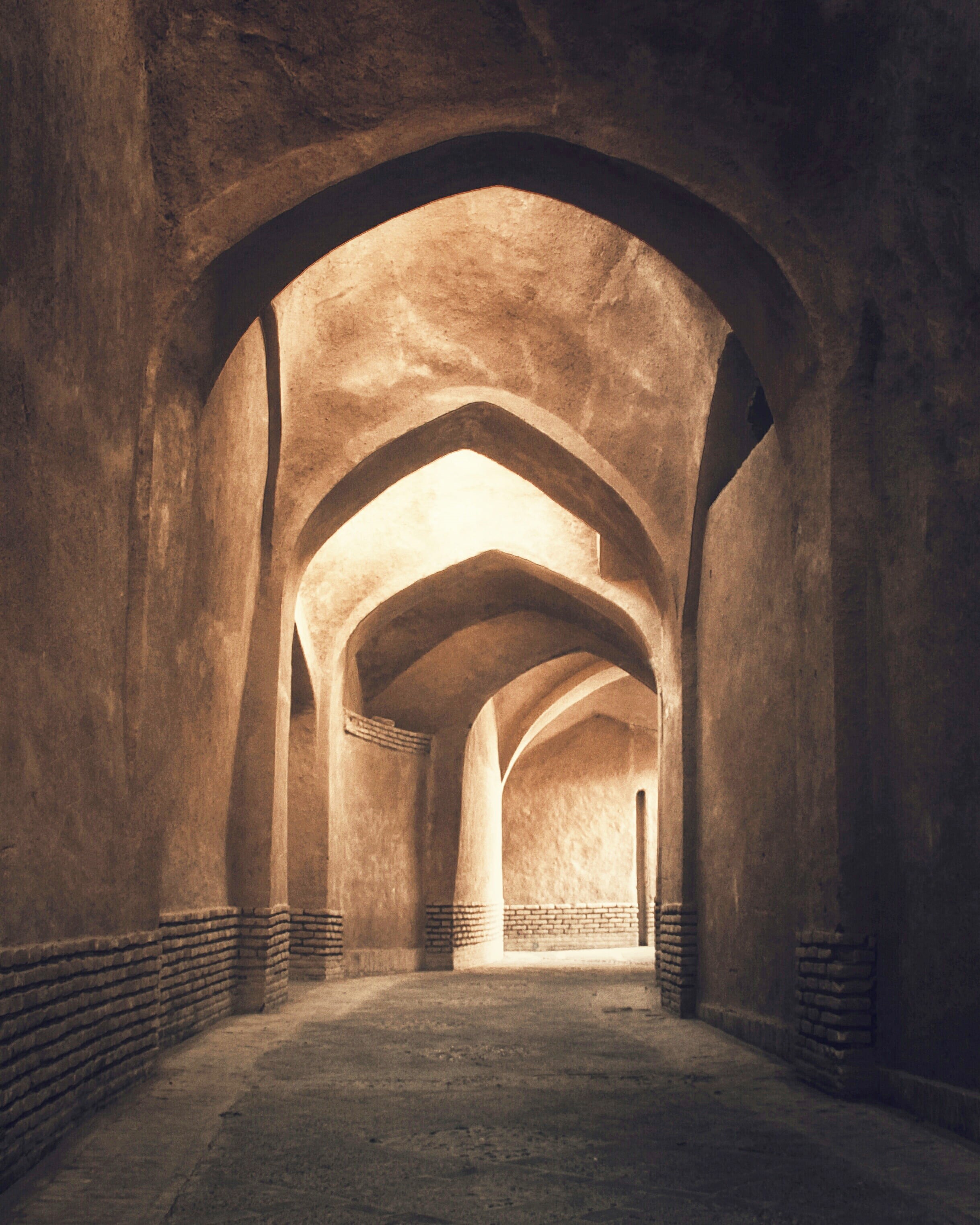 light, built structure, indoors, photography, shadow, archway, corridor, wall - building feature, ceiling, arched, architectural column, iran, alley, perspective, Phone HD Wallpaper