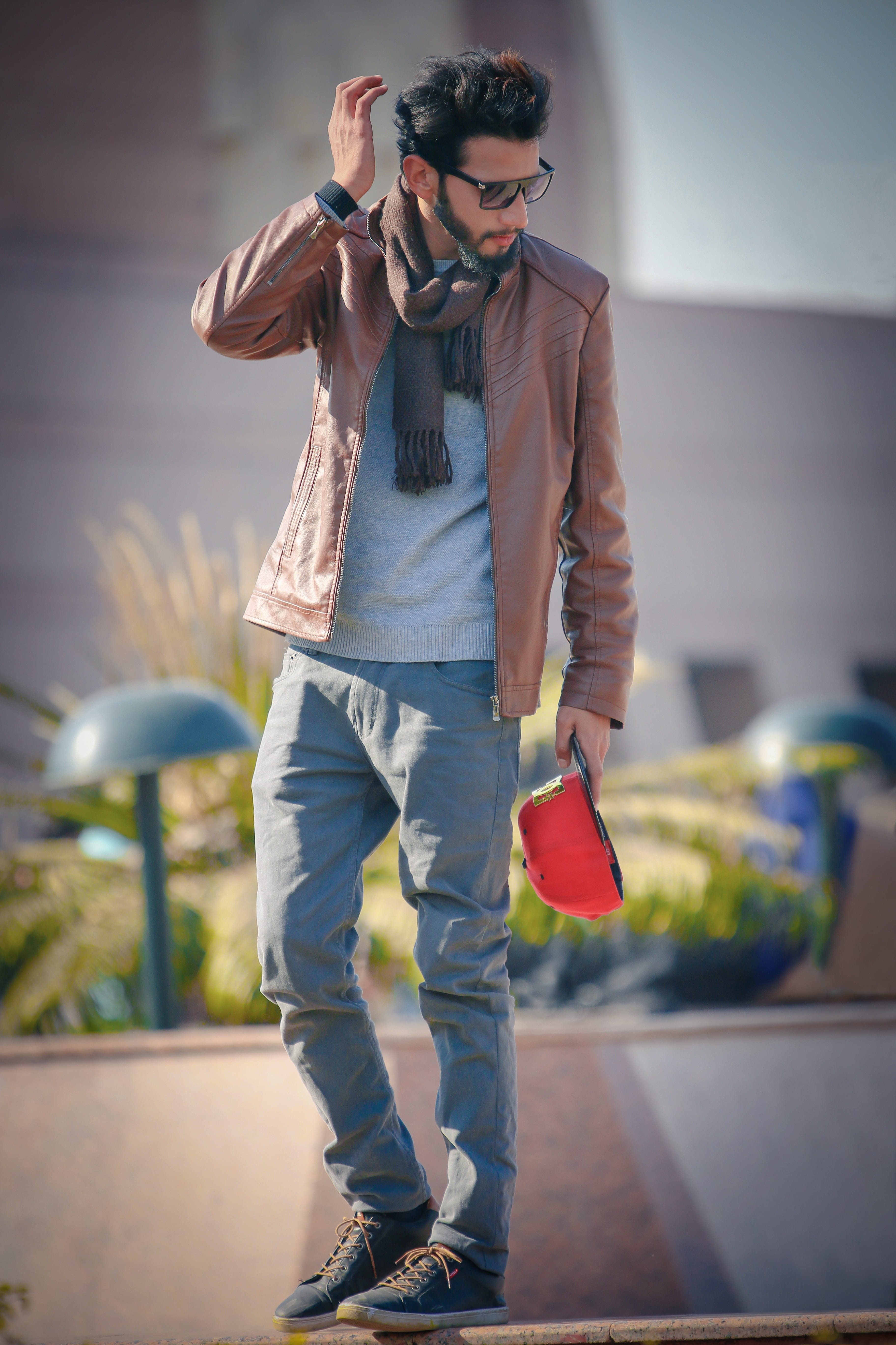 male model, full length, casual clothing, fashion, look, 5K, leisure activity, attractive, focus on foreground, hairstyle, boys fashion, cap, young men, Phone HD Wallpaper