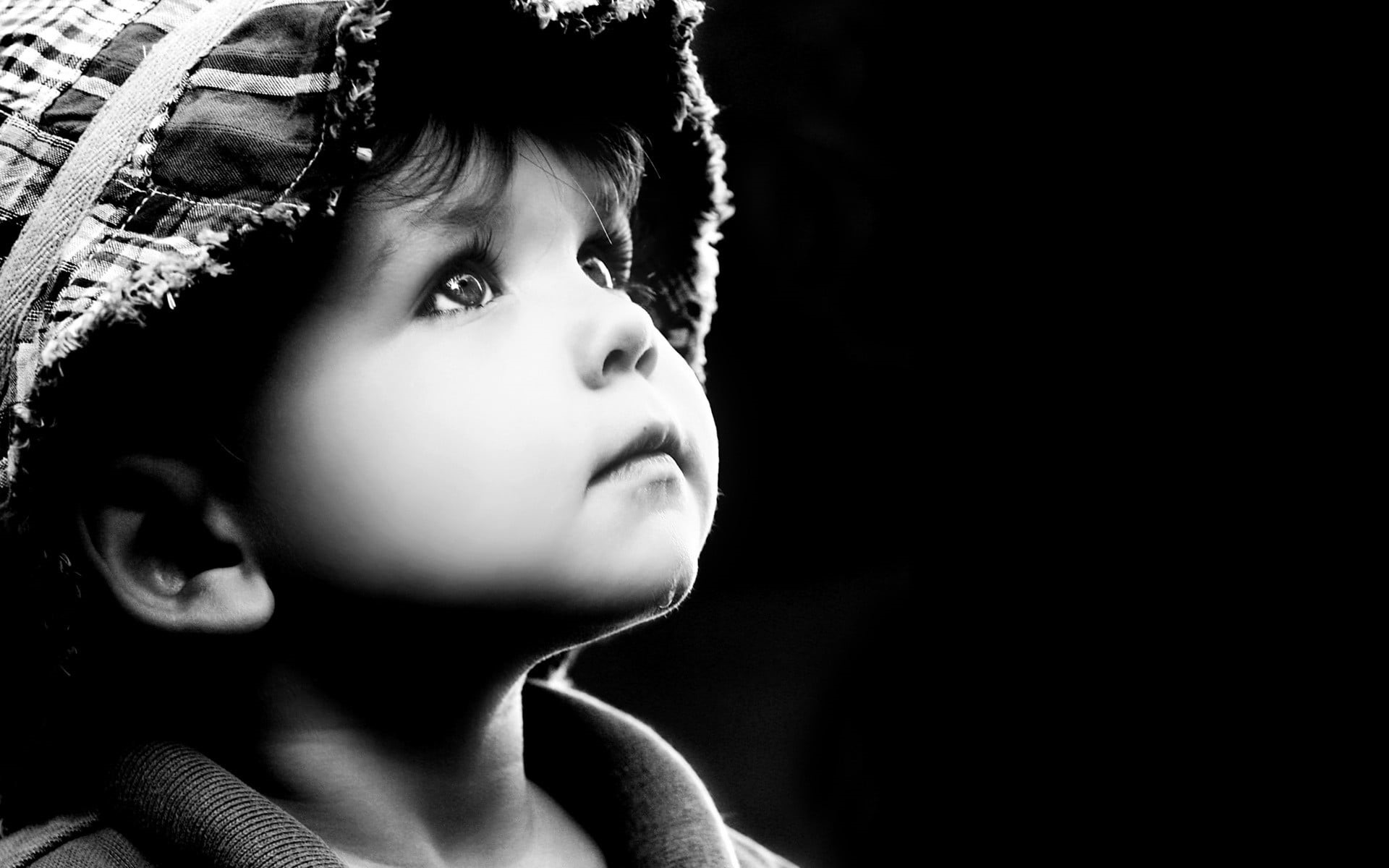 looking away, girls, innocence, cute, contemplation, lifestyles, indoors, headshot, human face, leisure activity, women, children, child, portrait, childhood, HD Wallpaper