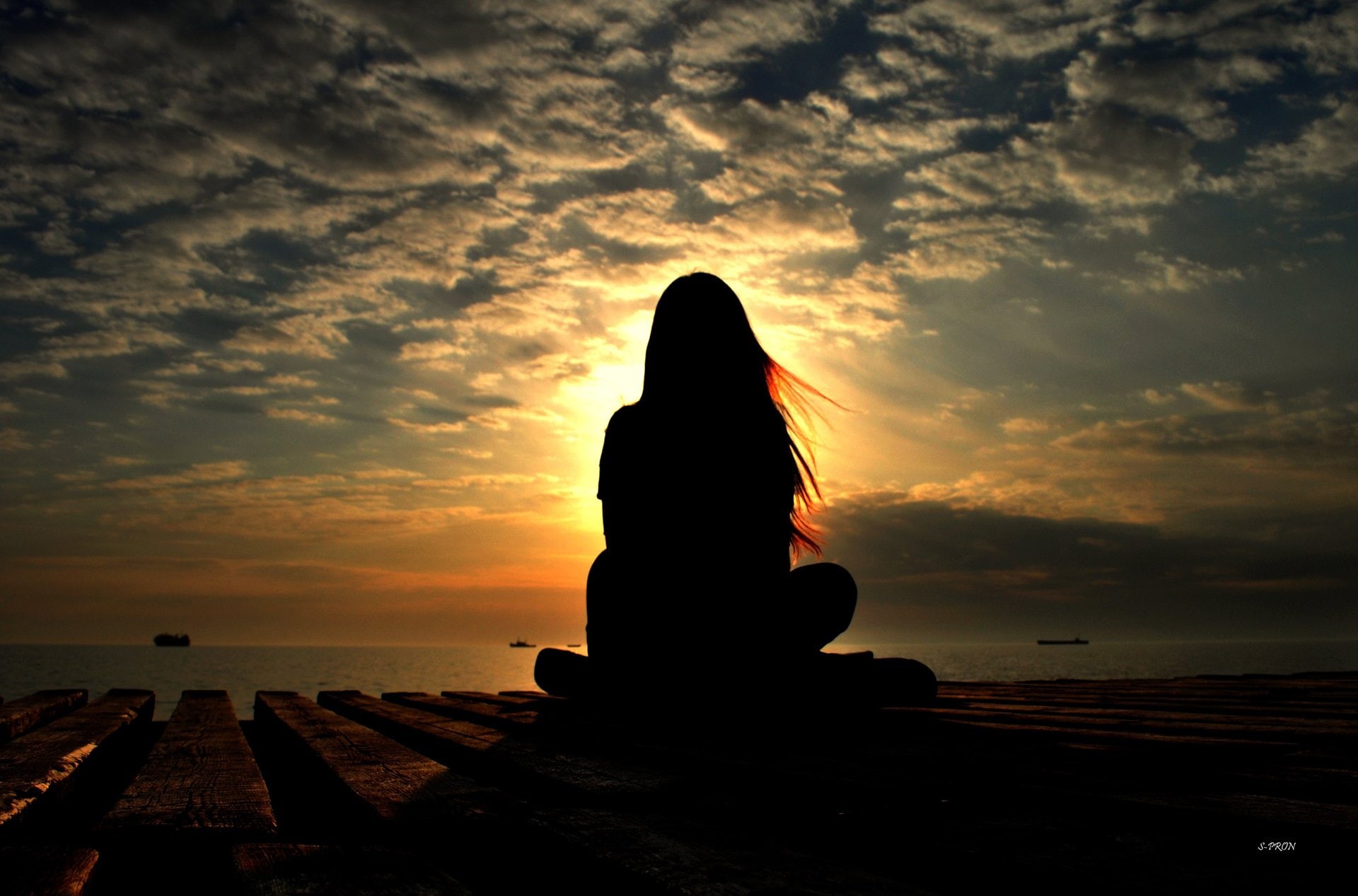 sunset, 1080P, sky, girl, roof, HD Wallpaper