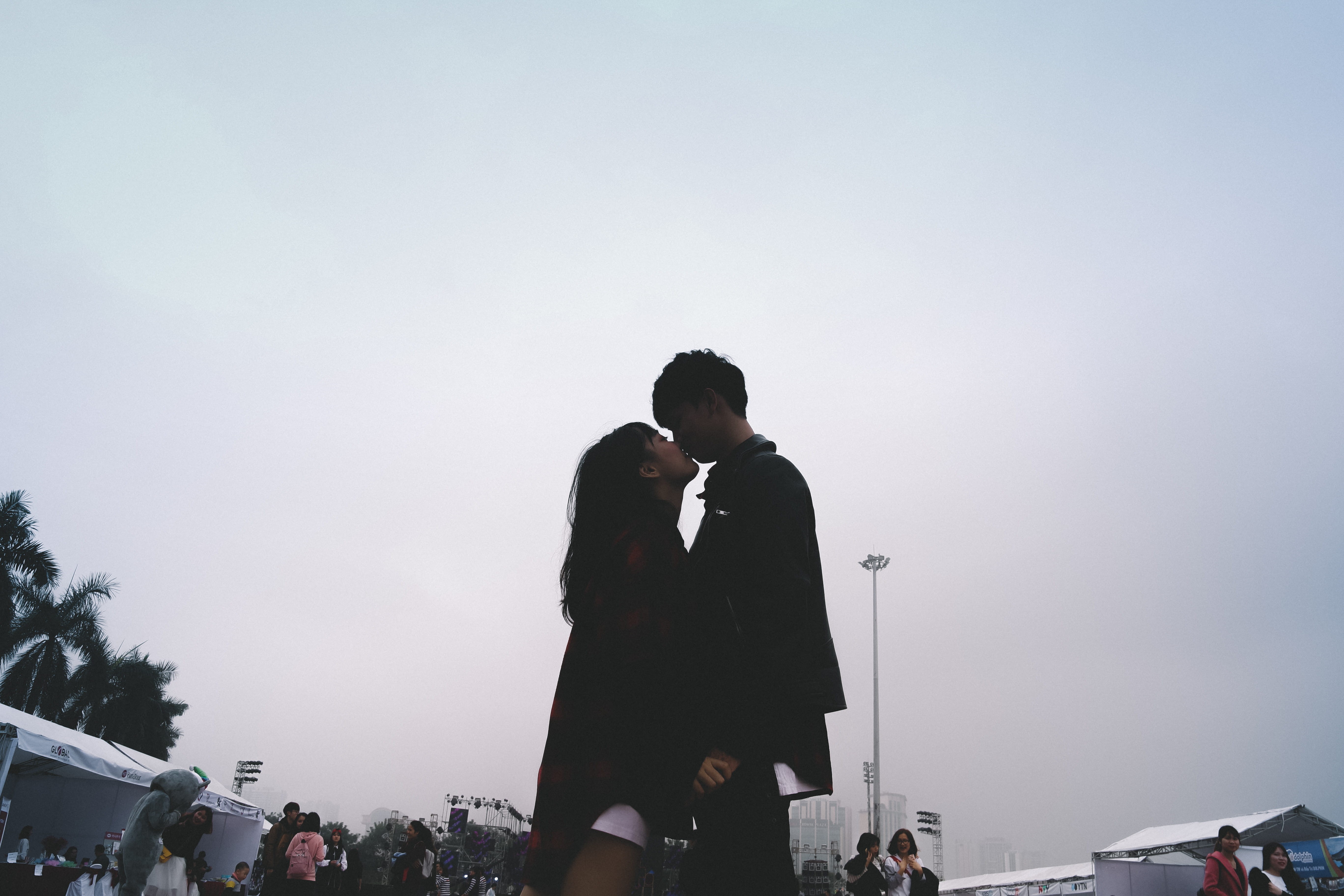 couple - relationship, man, men, lifestyles, positive emotion, musician, woman, portrait, mydinh, people, outdoors, well-dressed, landscape, three quarter length, HD Wallpaper
