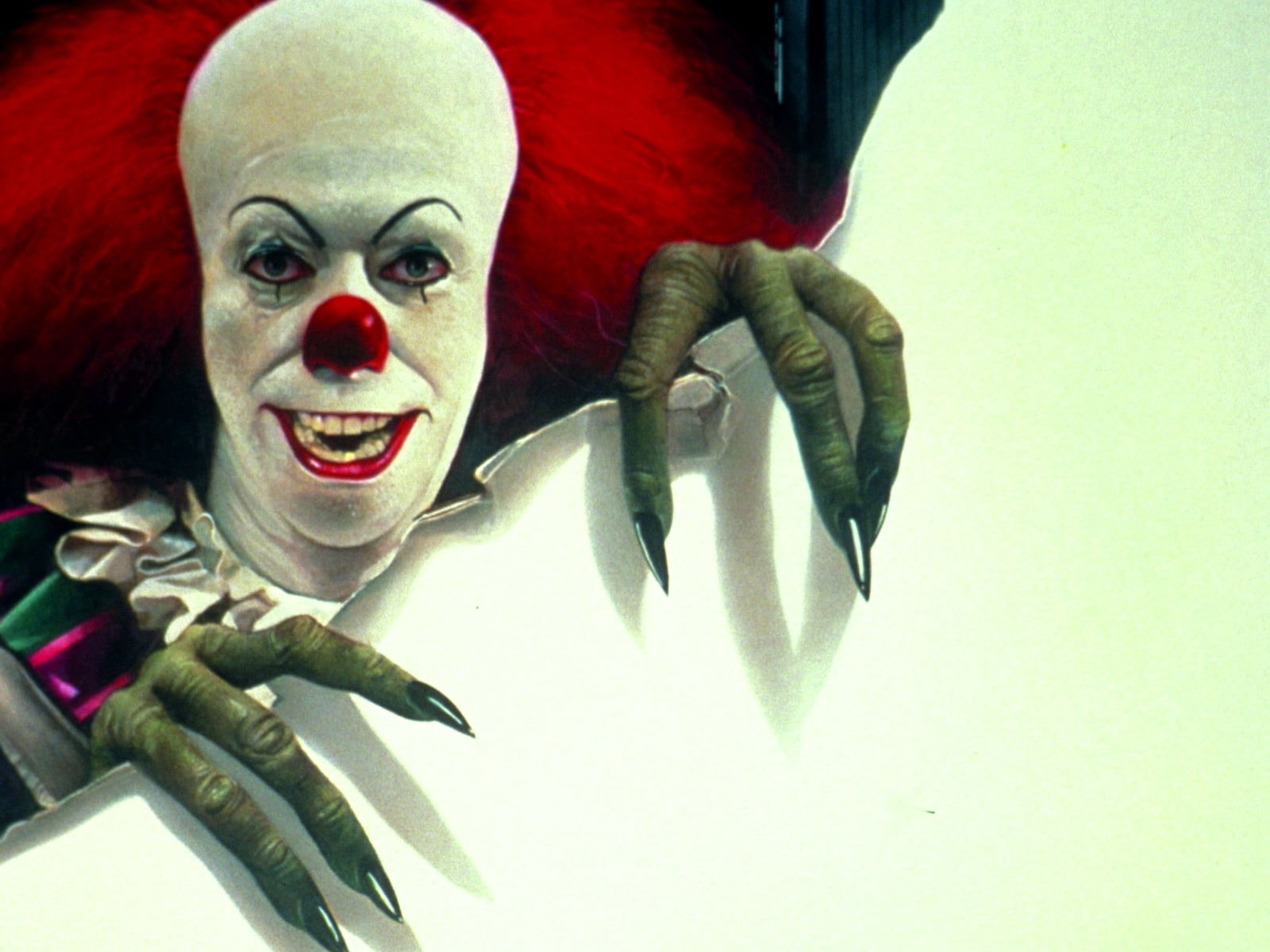 stage Make-up, red, fear, smiling, men, it, people, celebration, color Image, clown, multi Colored, halloween, colored Background, costume, one Person, HD Wallpaper