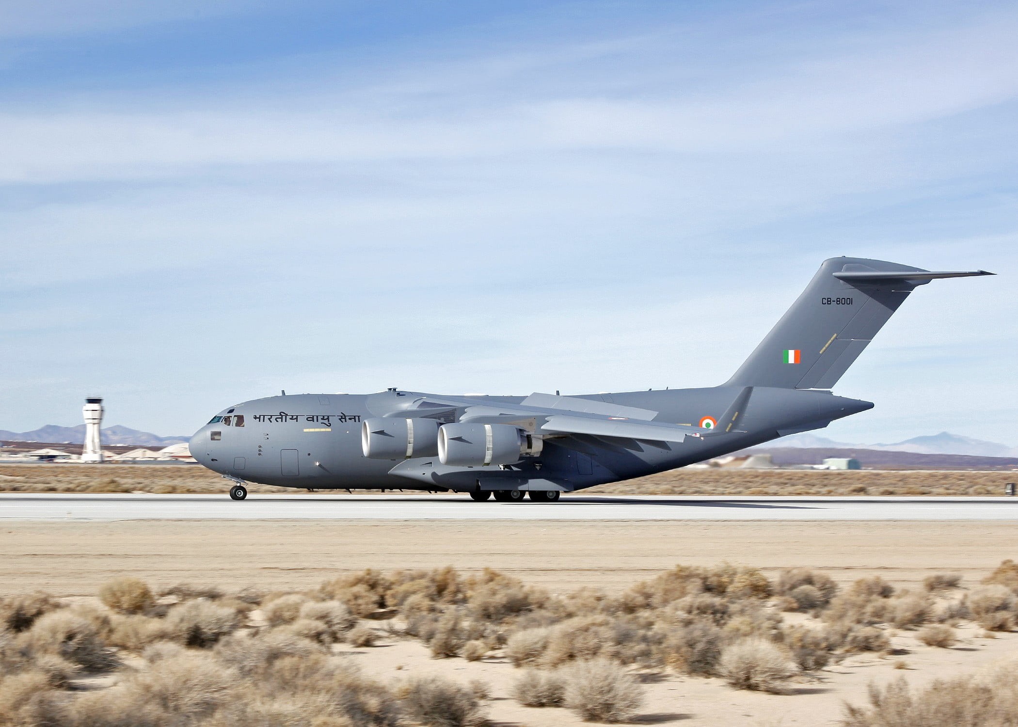 transportation, on the move, army, military, nature, no people, flying, plane, mode of transportation, Boeing C-17 Globemaster III, land, aerospace industry, HD Wallpaper