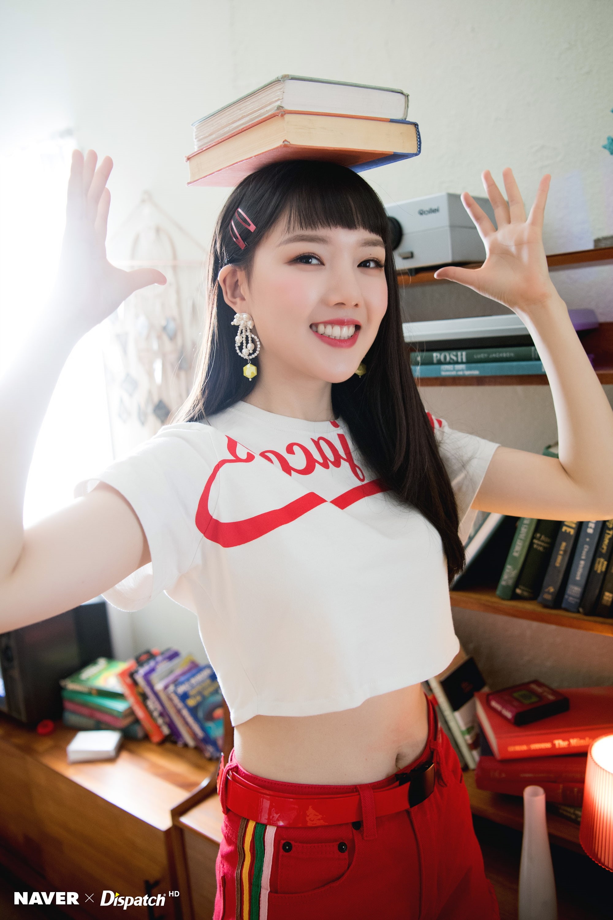 learning, school, portrait, body part, happiness, hairstyle, childhood, emotion, arms raised, teenager, one person, human arm, smiling, waist up, Asian, Phone HD Wallpaper