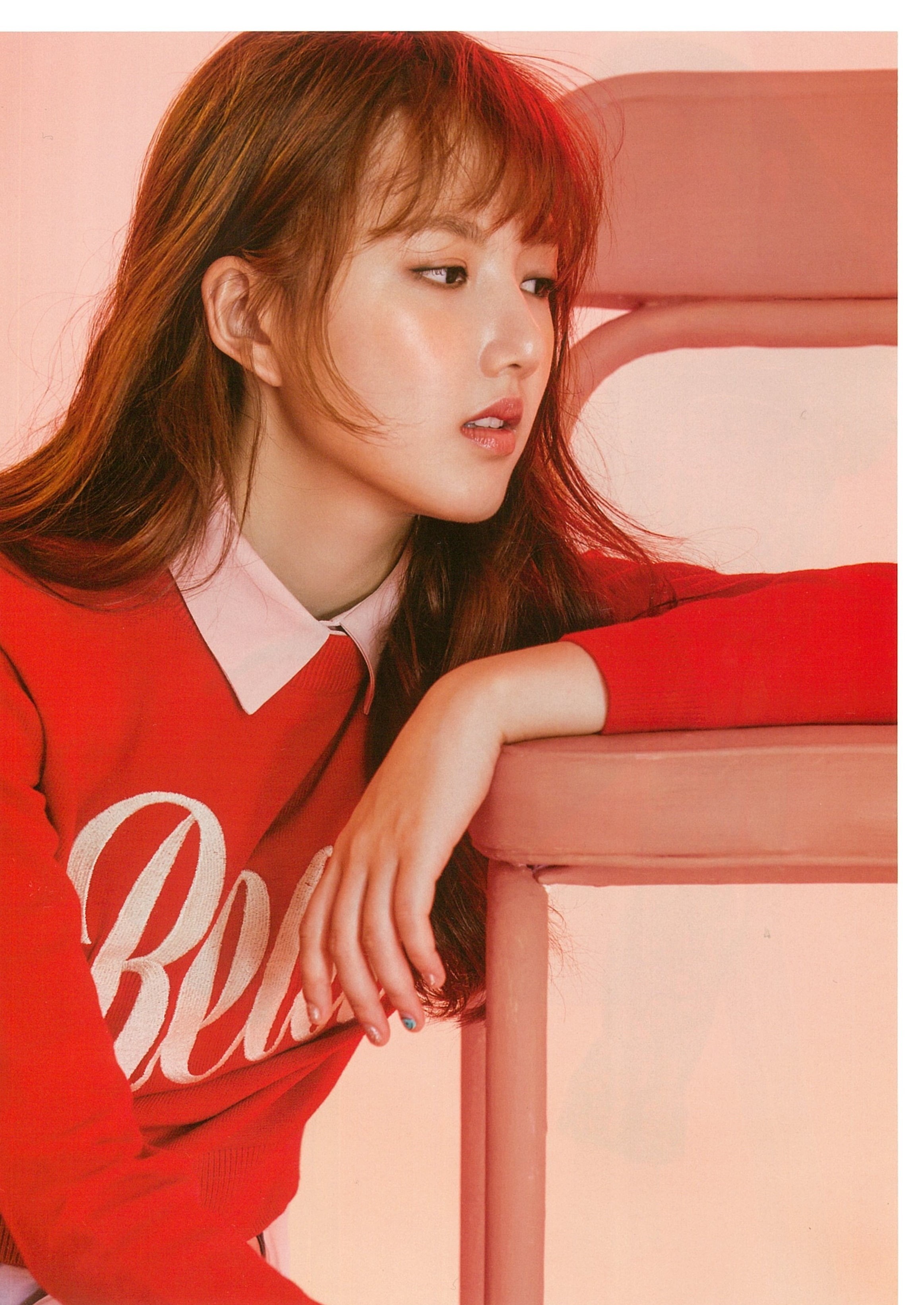 adult, contemplation, hairstyle, brunette, brown hair, looking, innocence, childhood, South Korea, young adult, red, Gfriend, long hair, hair, Asian, waist up, Phone HD Wallpaper