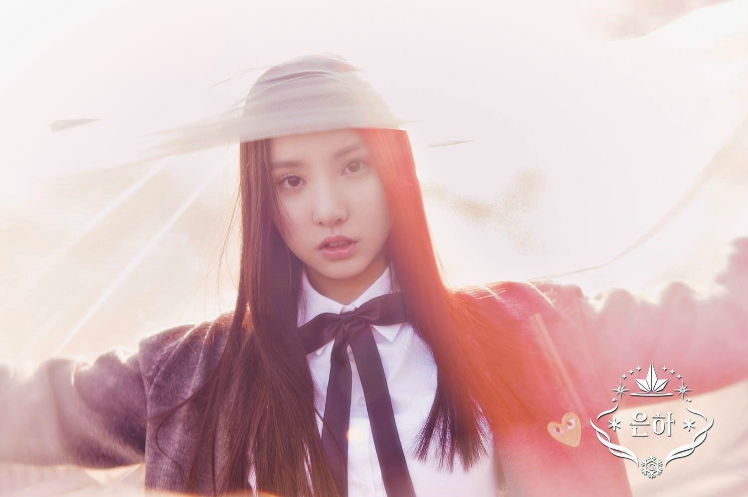standing, South Korea, females, Gfriend, contemplation, teenager, one person, hairstyle, day, Asian, casual clothing, childhood, uniform, child, offspring, HD Wallpaper