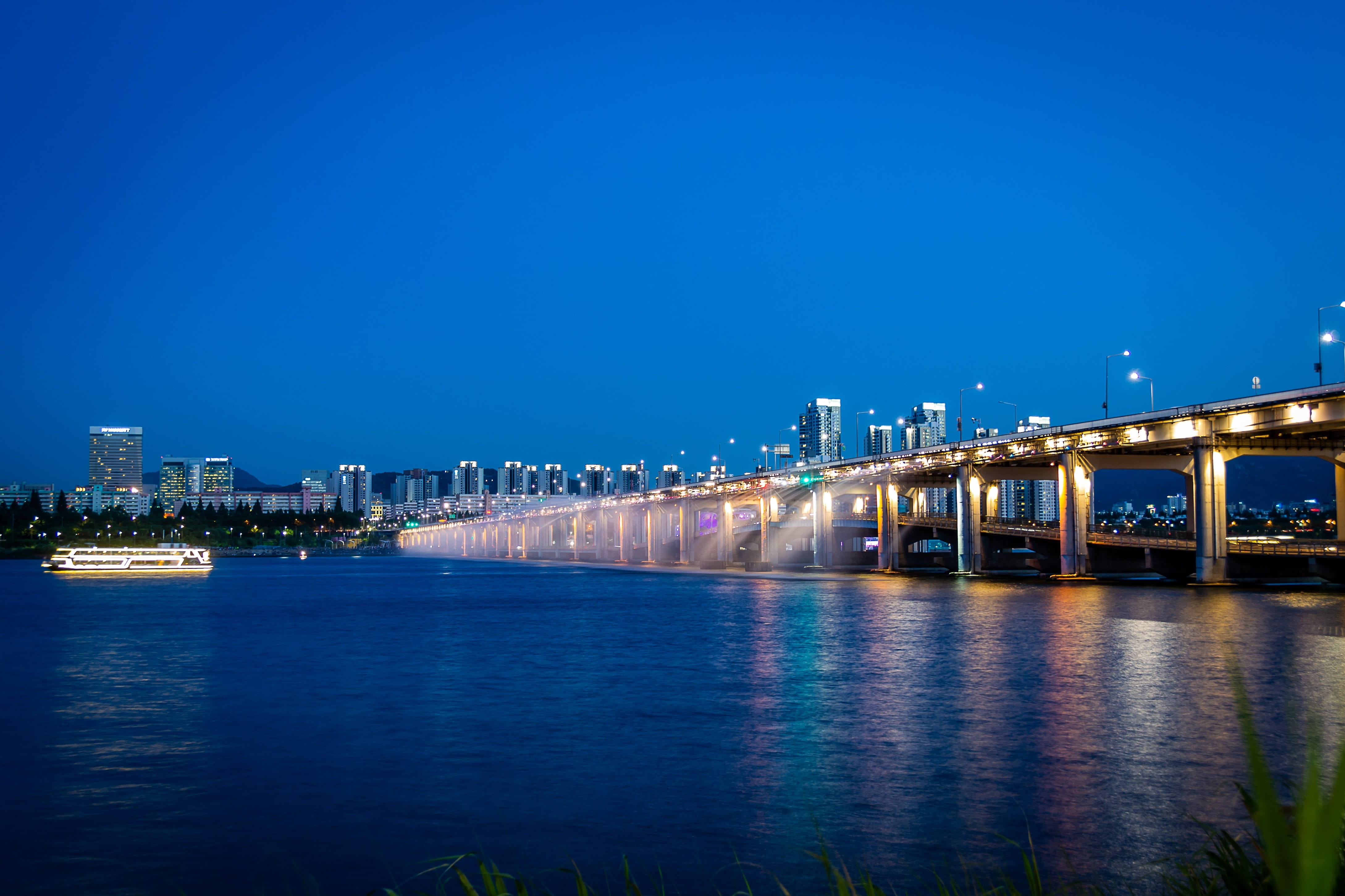 city, korea, night photography, in the evening, skyscraper, bridge - man made structure, clear sky, 4K, water, cityscape, building, built structure, river, HD Wallpaper