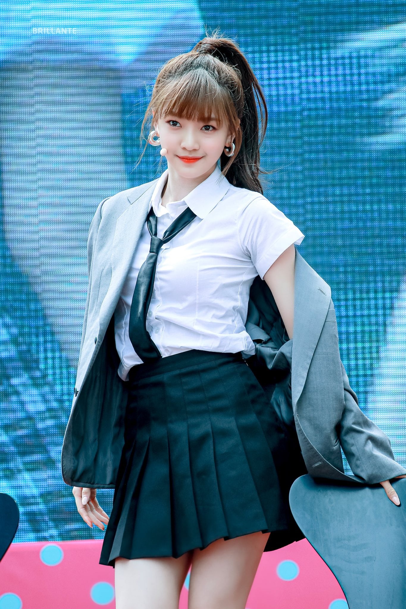 EVERGLOW, 1080P, K-pop, Onda (Jo Serim), Phone HD Wallpaper