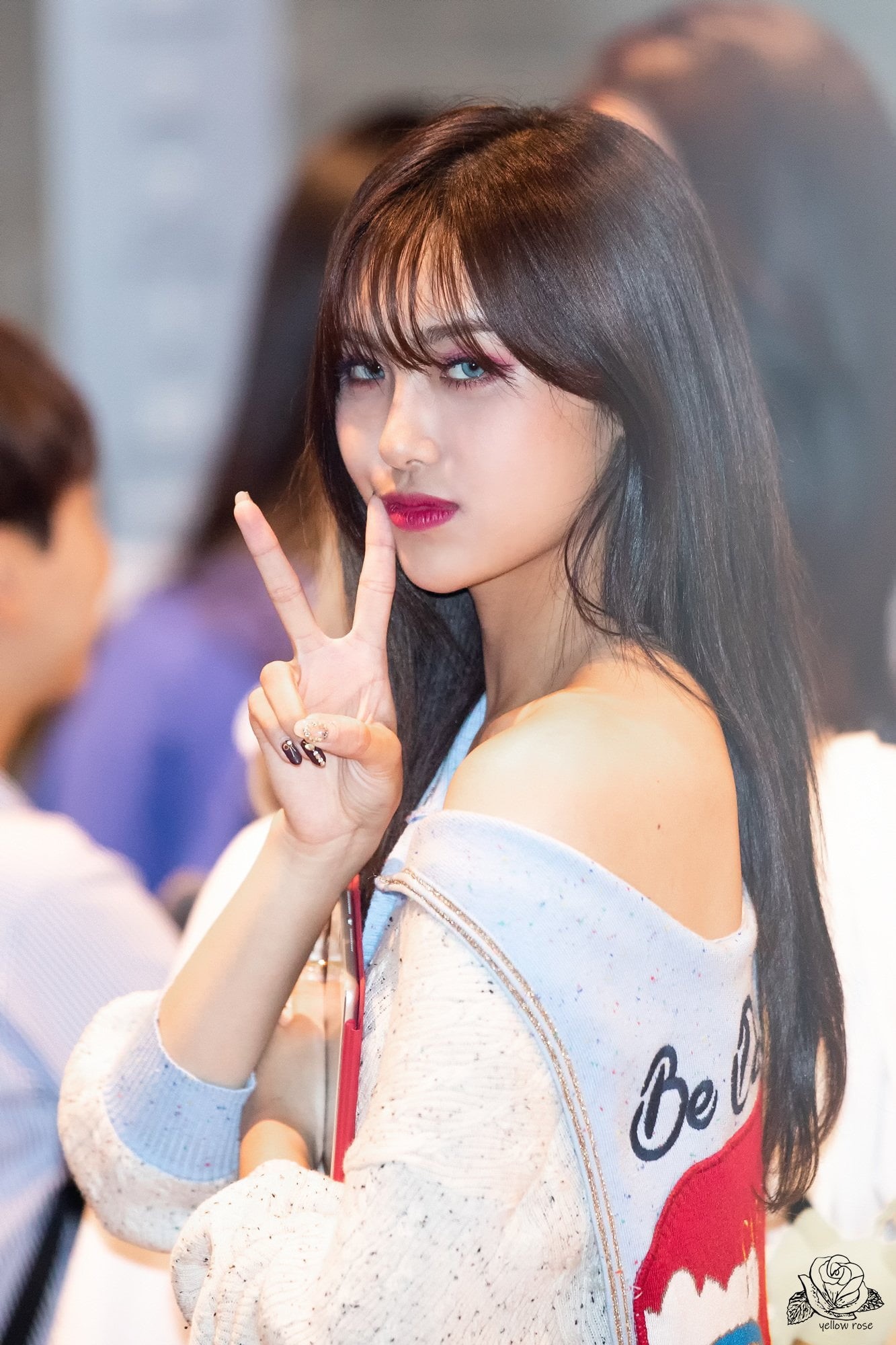 K-pop, 1080P, EVERGLOW, Aisha (Heo Yoorim), Phone HD Wallpaper