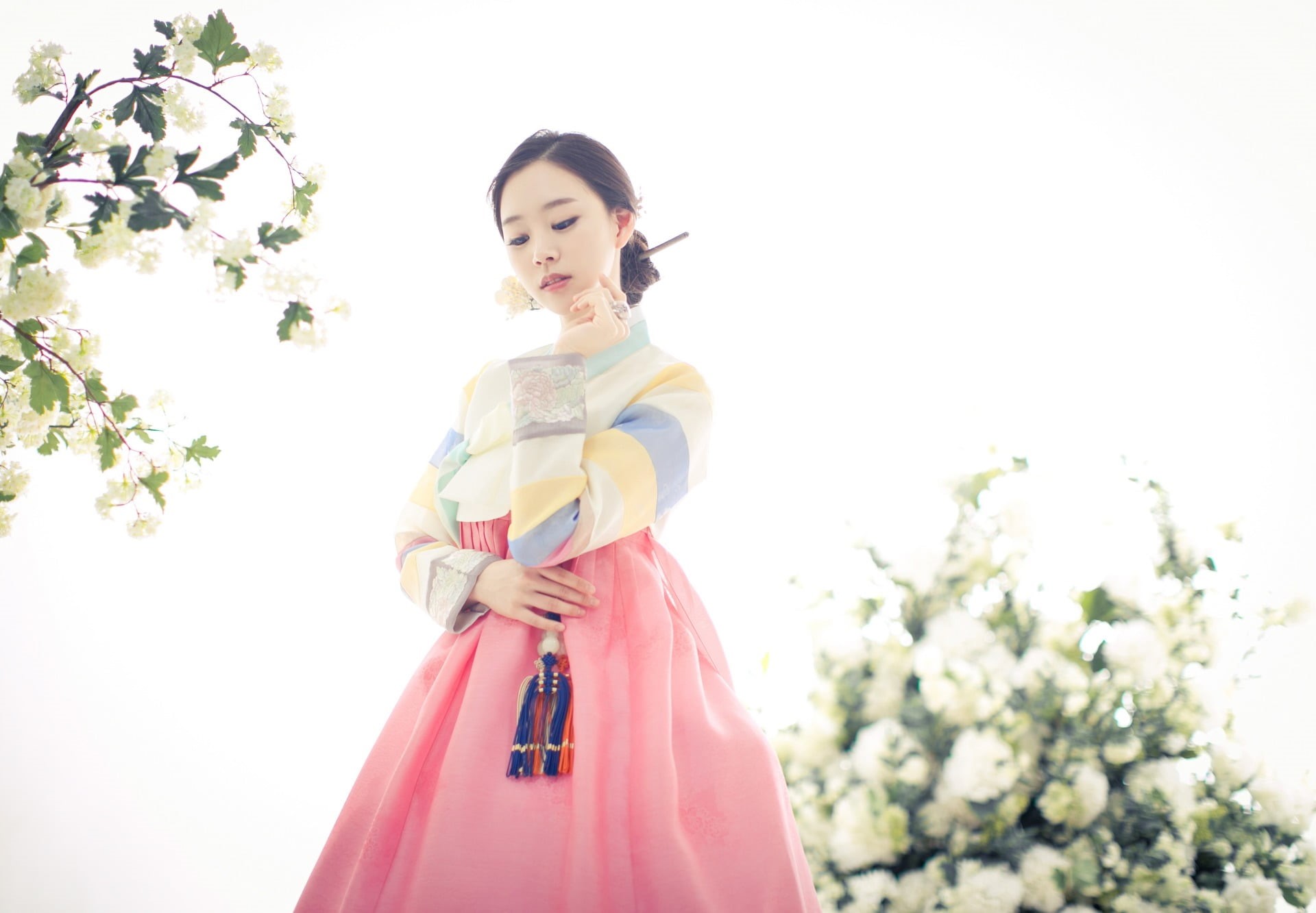 standing, South Korea, looking, clothing, hanbok, leisure activity, contemplation, women, fashion, nature, 1080P, outdoors, real people, adult, young adult, HD Wallpaper