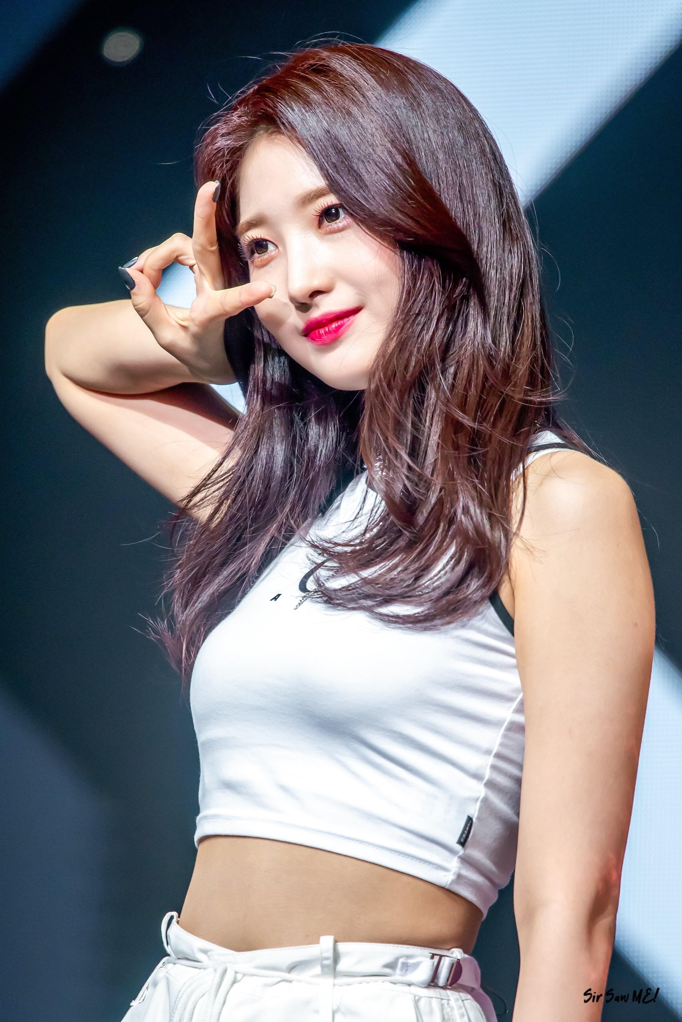 K-pop, EVERGLOW, Sihyeon (Kim Sihyeon), 2K, Phone HD Wallpaper